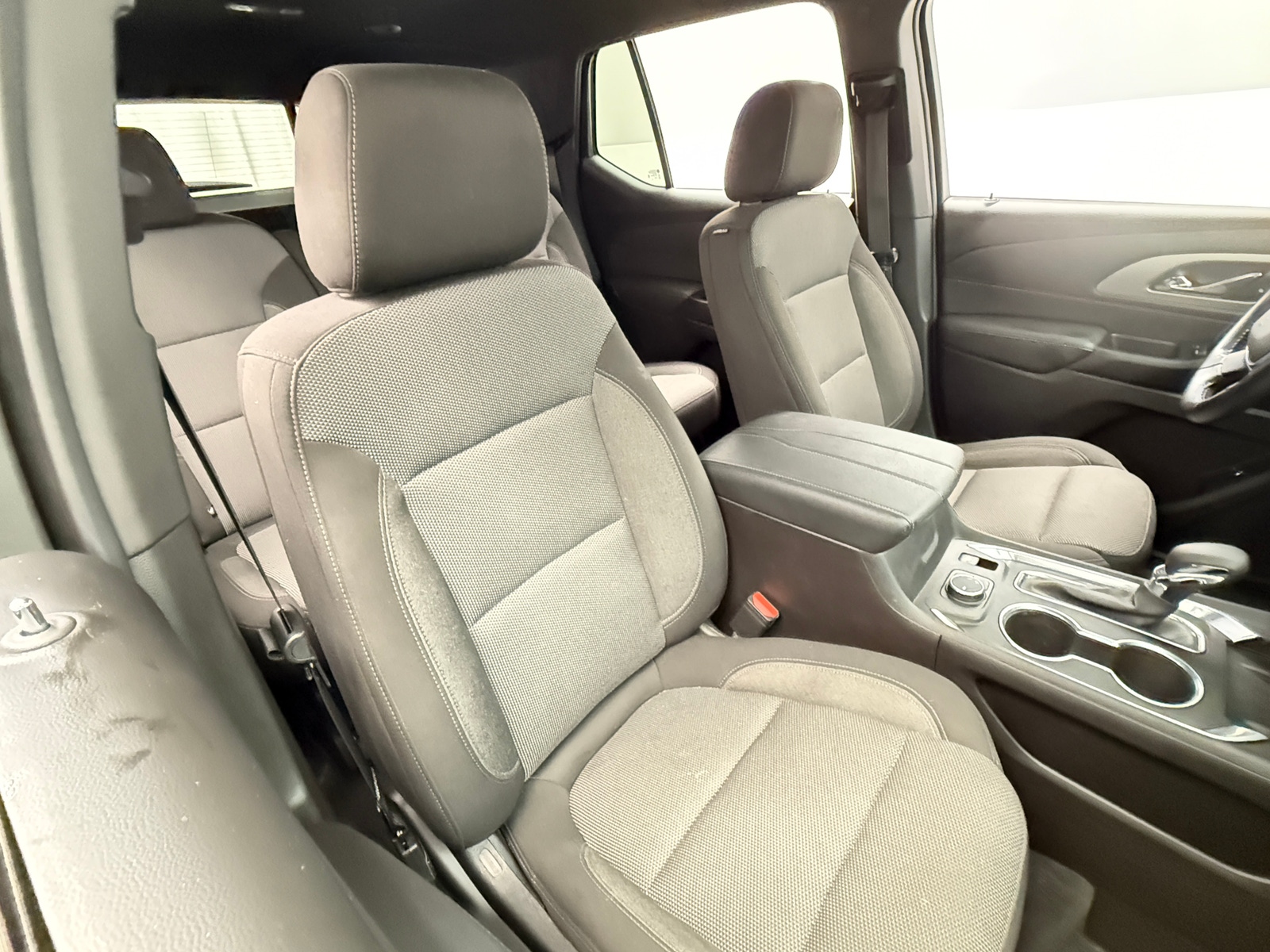 Thumbnail: 2022 Chevrolet Traverse - 2