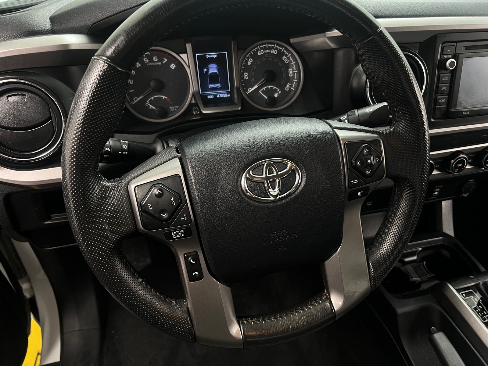 Thumbnail: 2017 Toyota Tacoma - 4