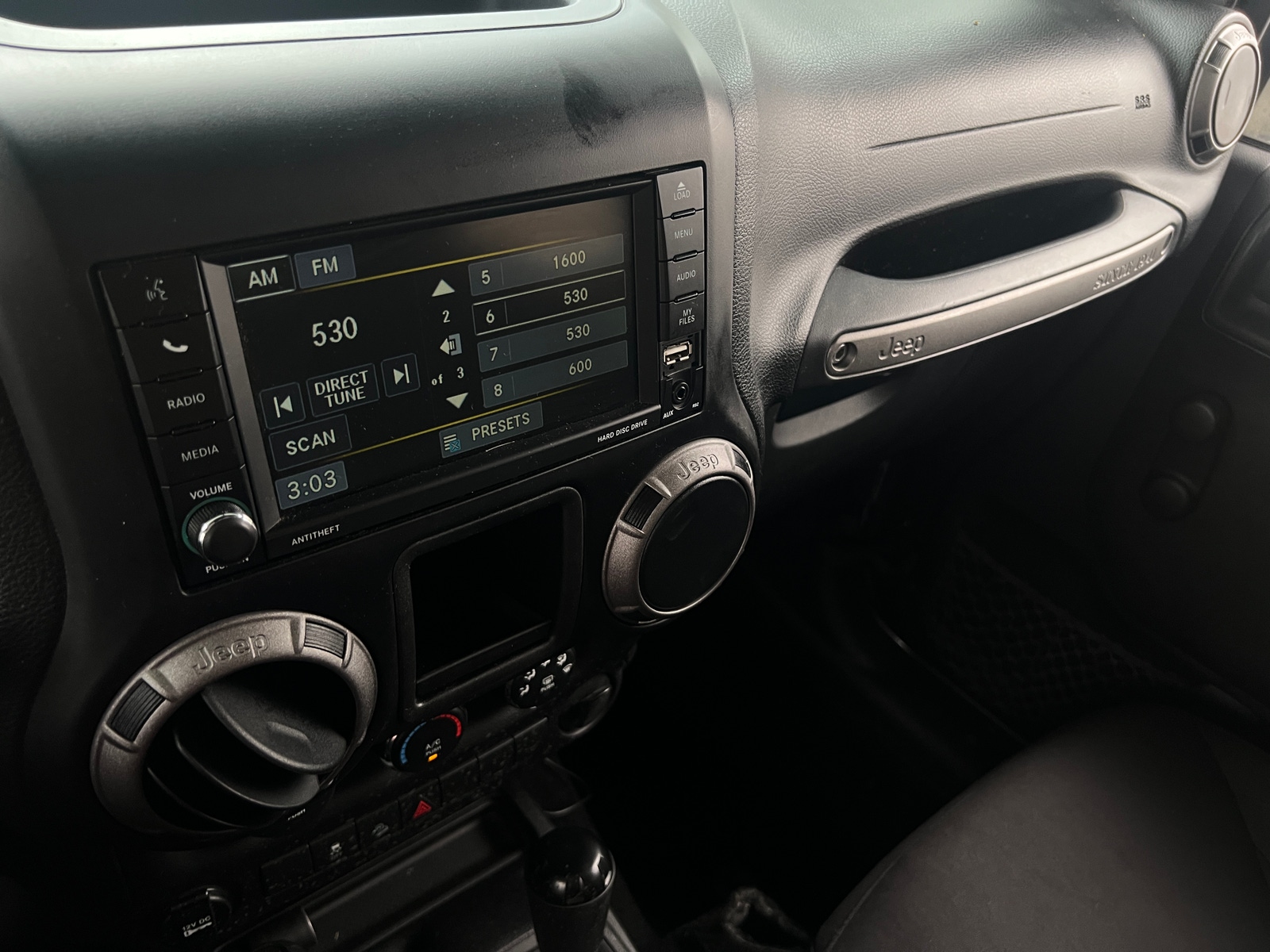 Thumbnail: 2014 Jeep Wrangler - 3