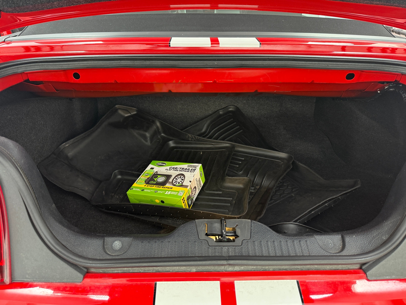 Thumbnail: 2011 Ford Mustang - 6