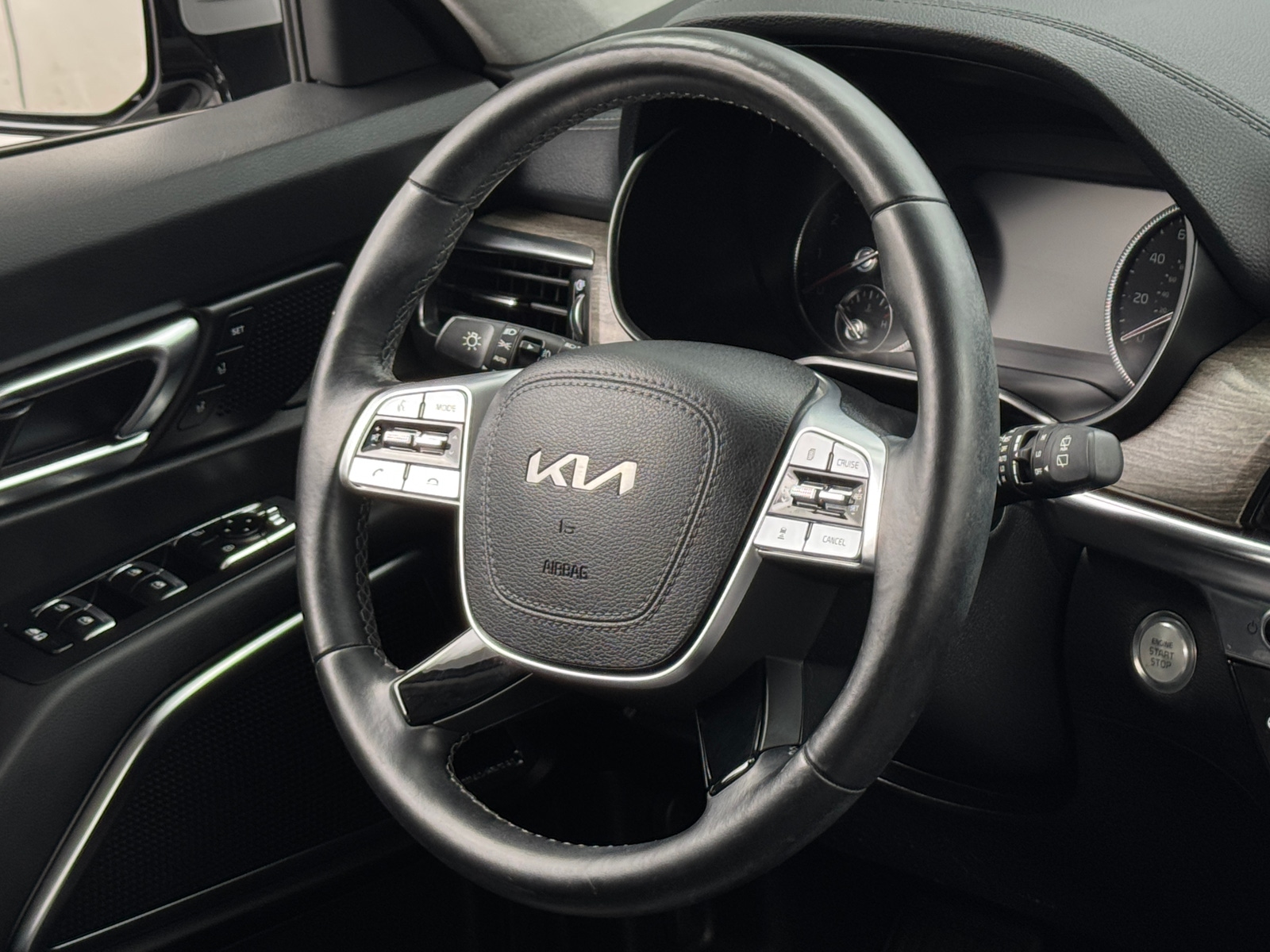 Thumbnail: 2022 Kia Telluride - 4