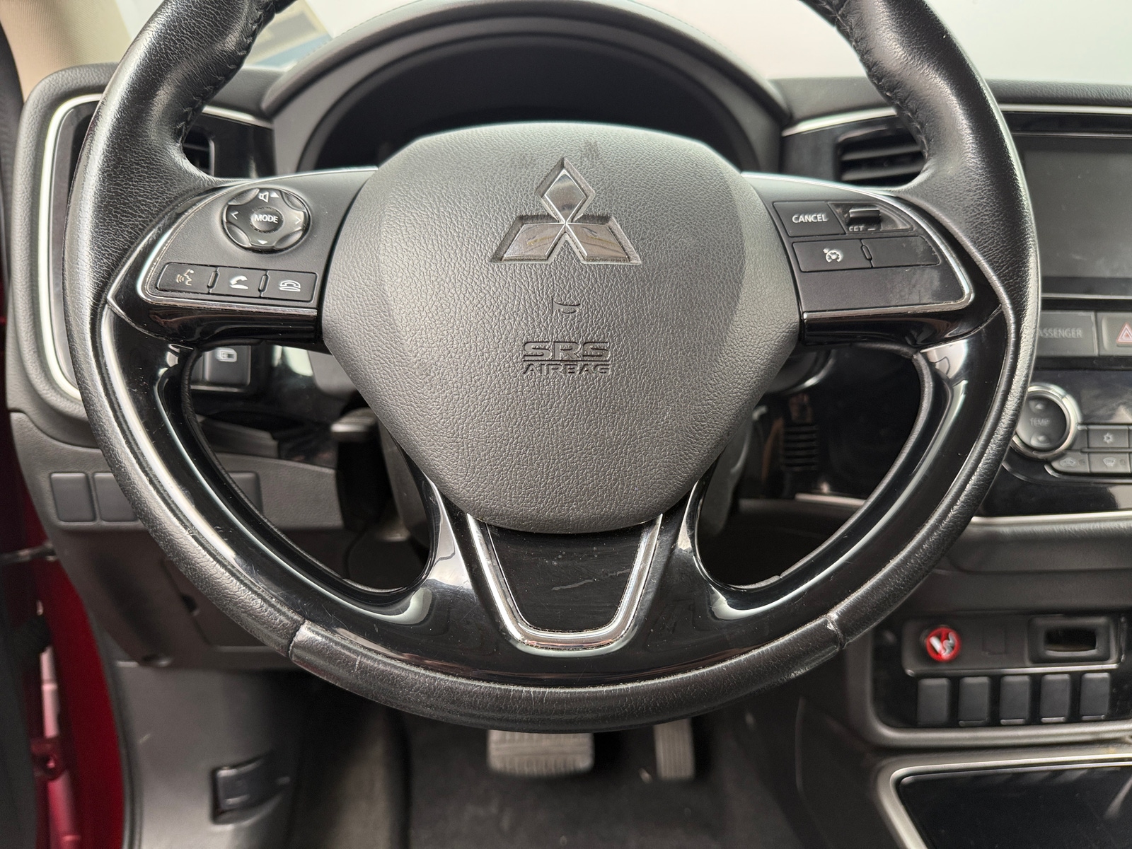 Thumbnail: 2017 Mitsubishi Outlander - 5