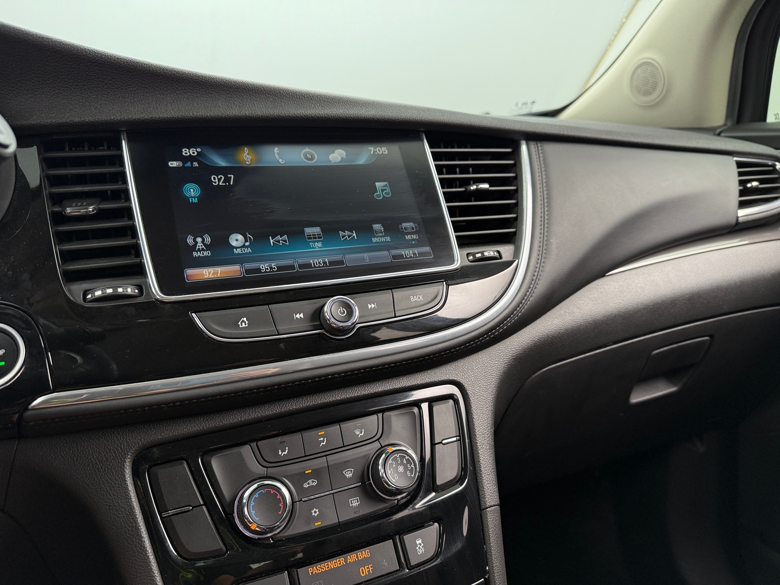 Thumbnail: 2020 Buick Encore - 4
