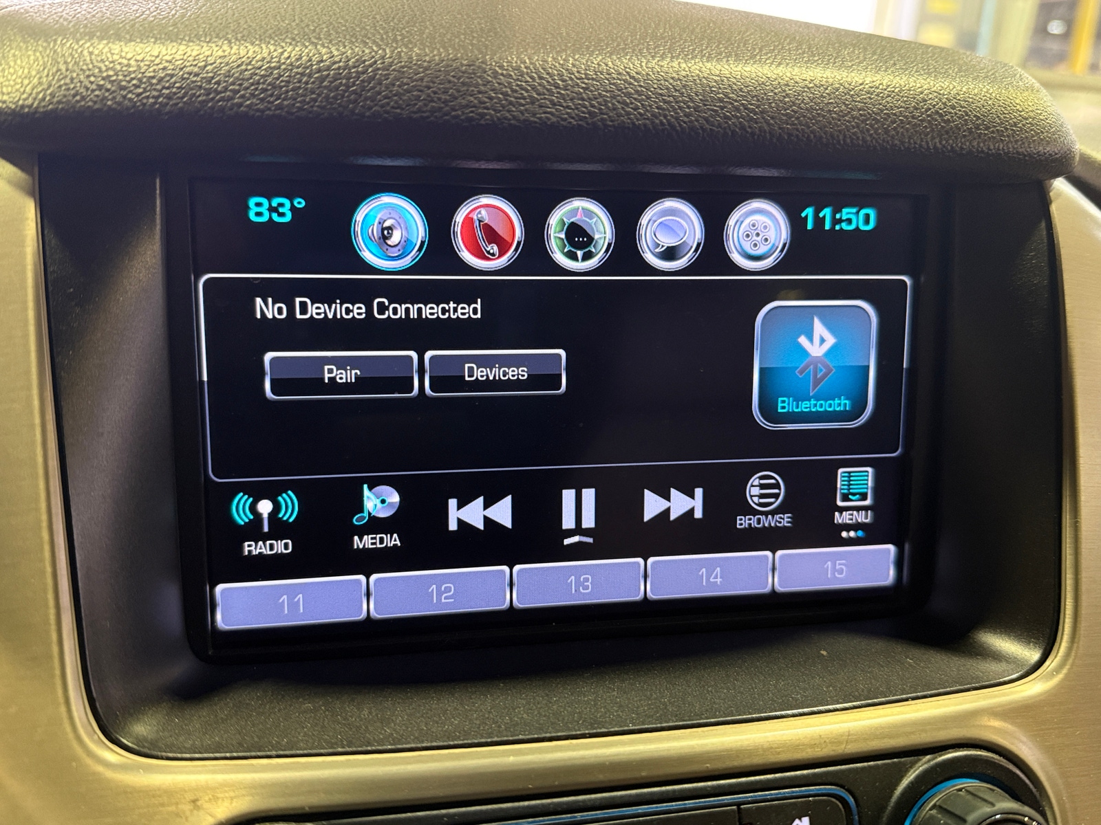 Thumbnail: 2019 GMC Yukon XL - 3