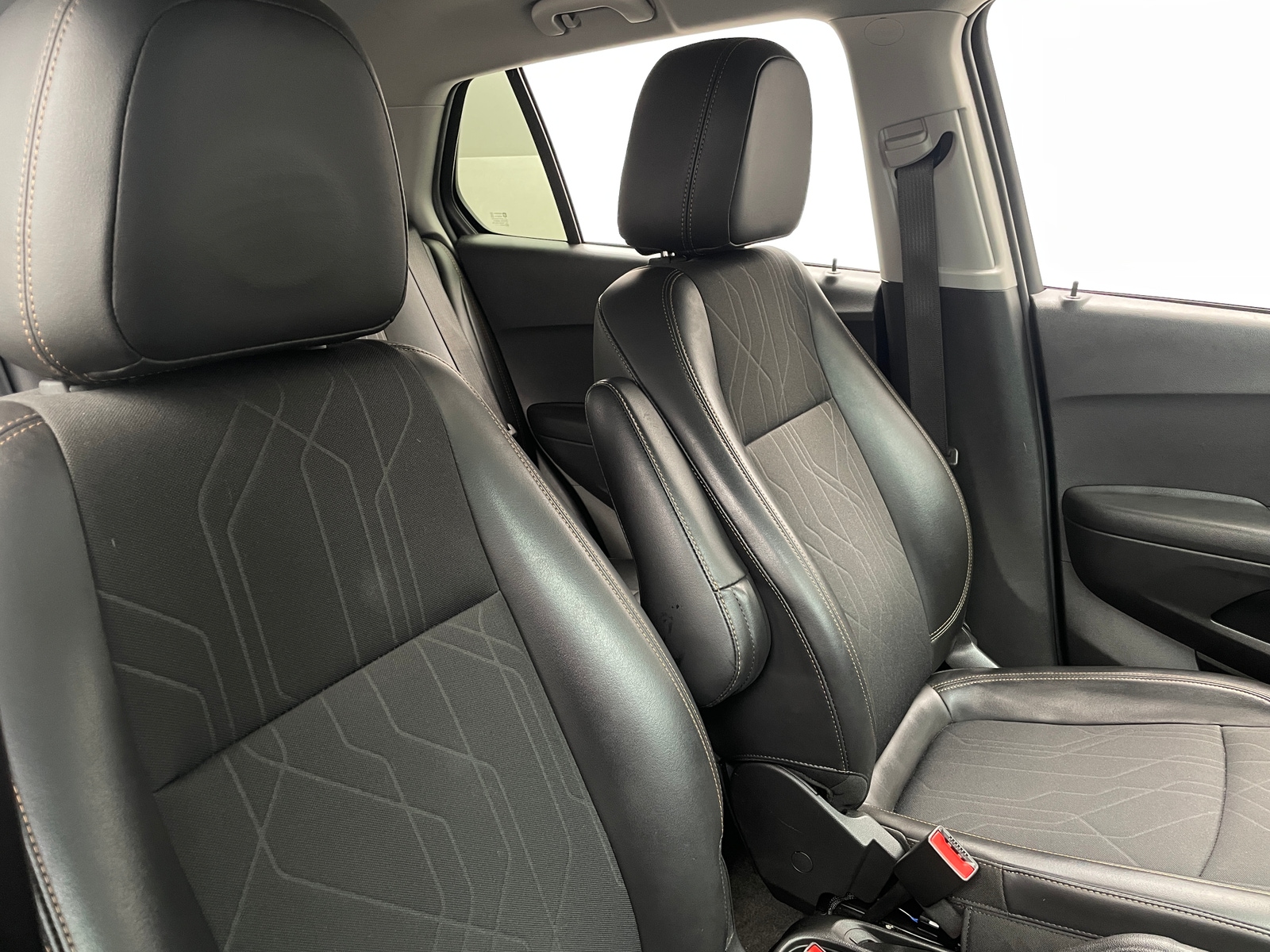 Thumbnail: 2021 Chevrolet Trax - 2
