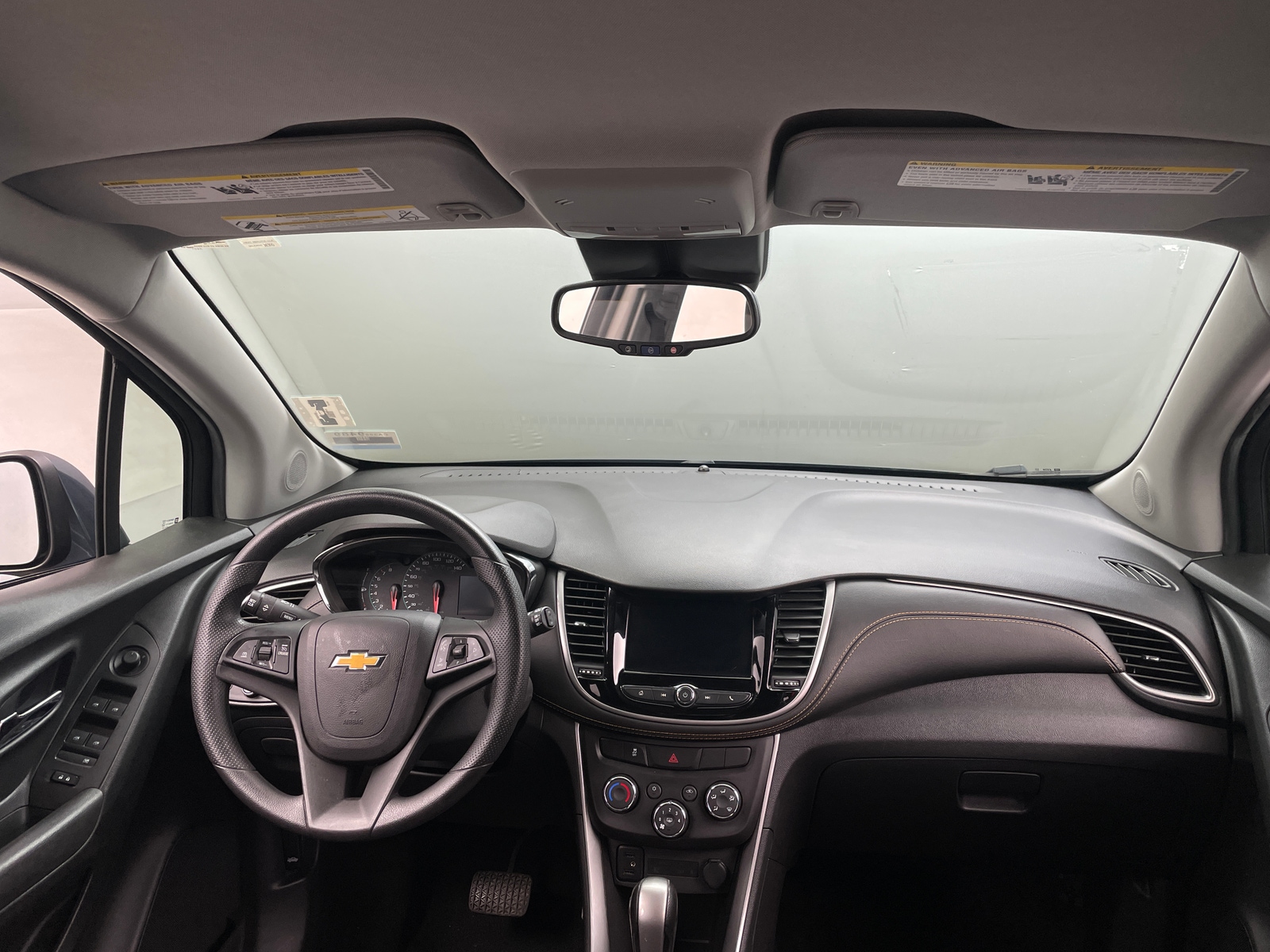Thumbnail: 2021 Chevrolet Trax - 3