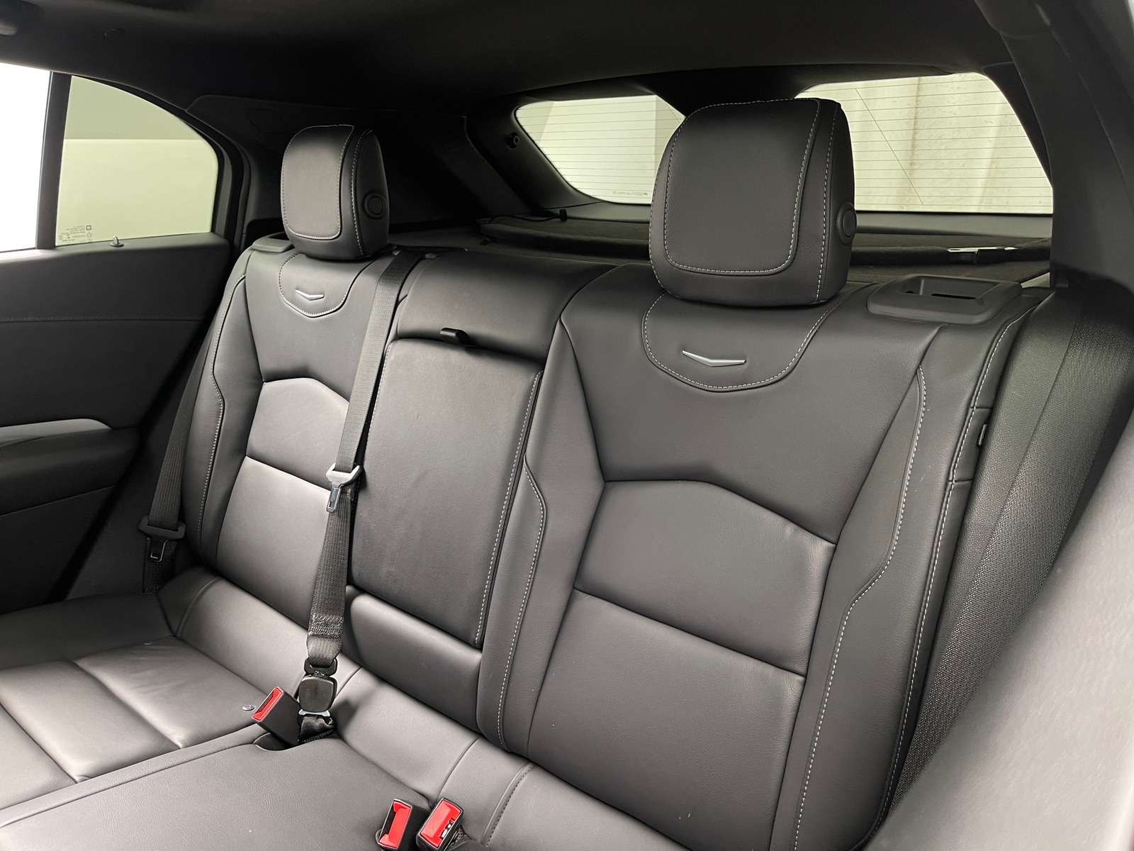 Thumbnail: 2022 Cadillac XT4 - 5