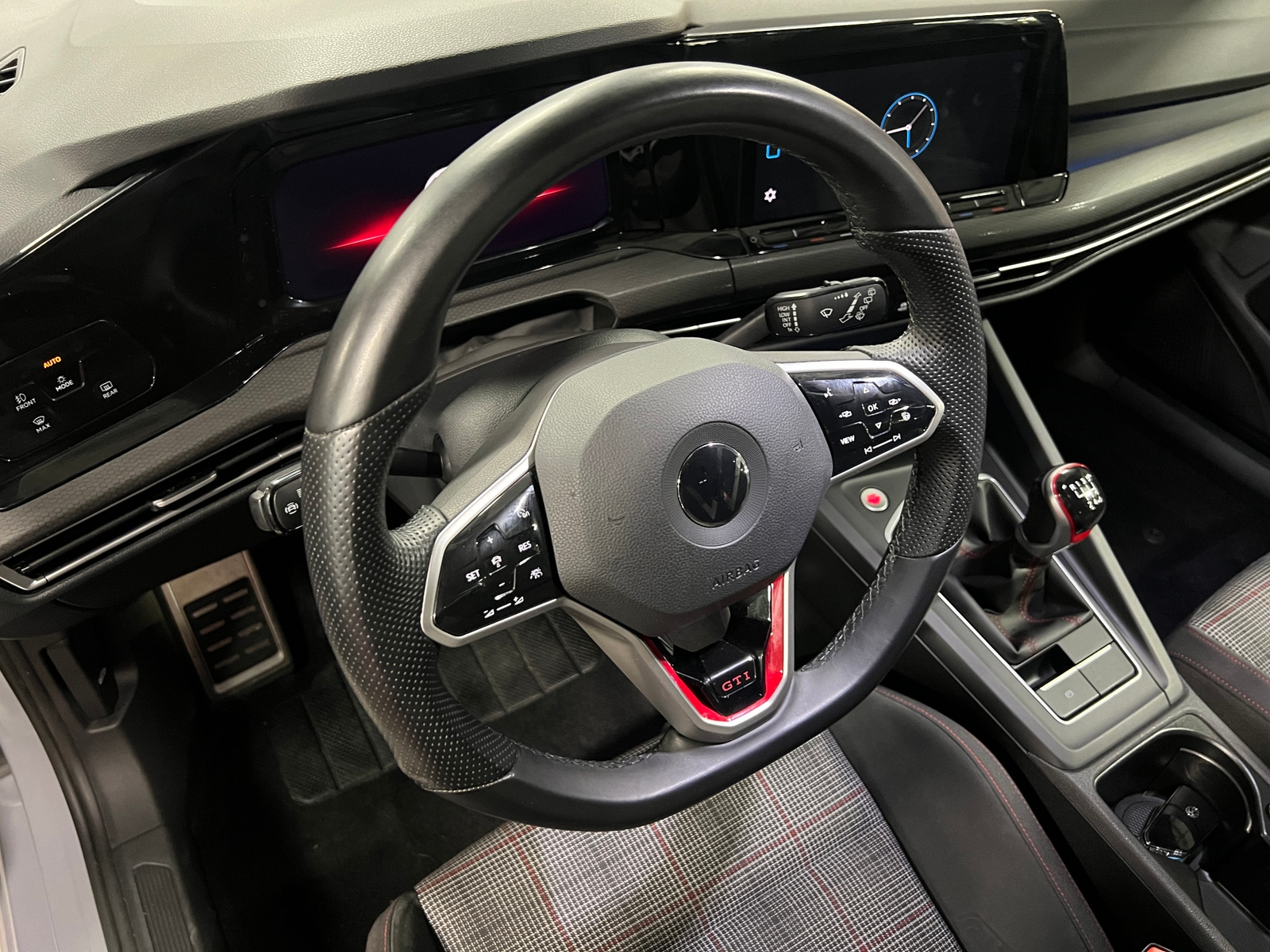Thumbnail: 2022 Volkswagen Golf - 5