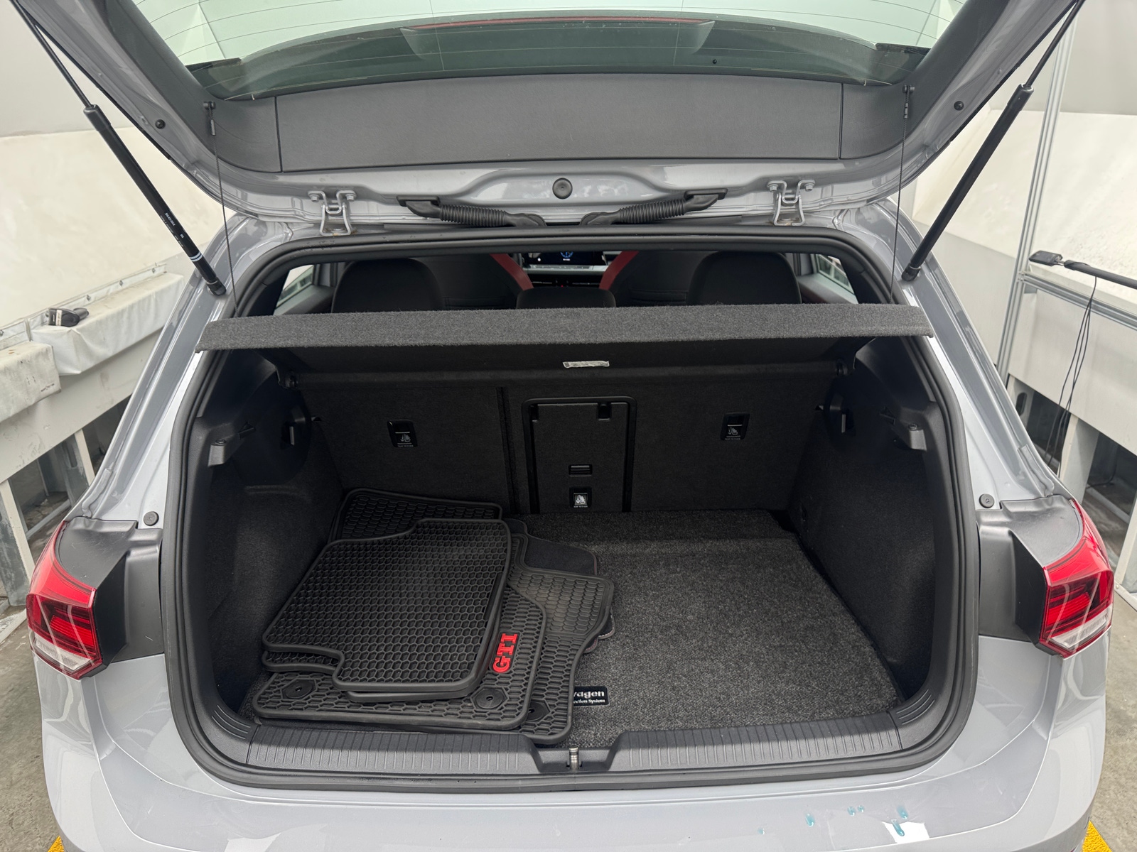 Thumbnail: 2022 Volkswagen Golf - 7