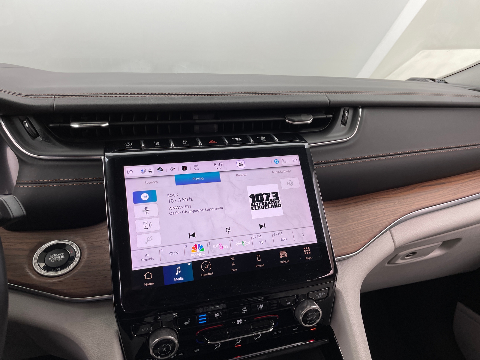 Thumbnail: 2022 Jeep Grand Cherokee - 3