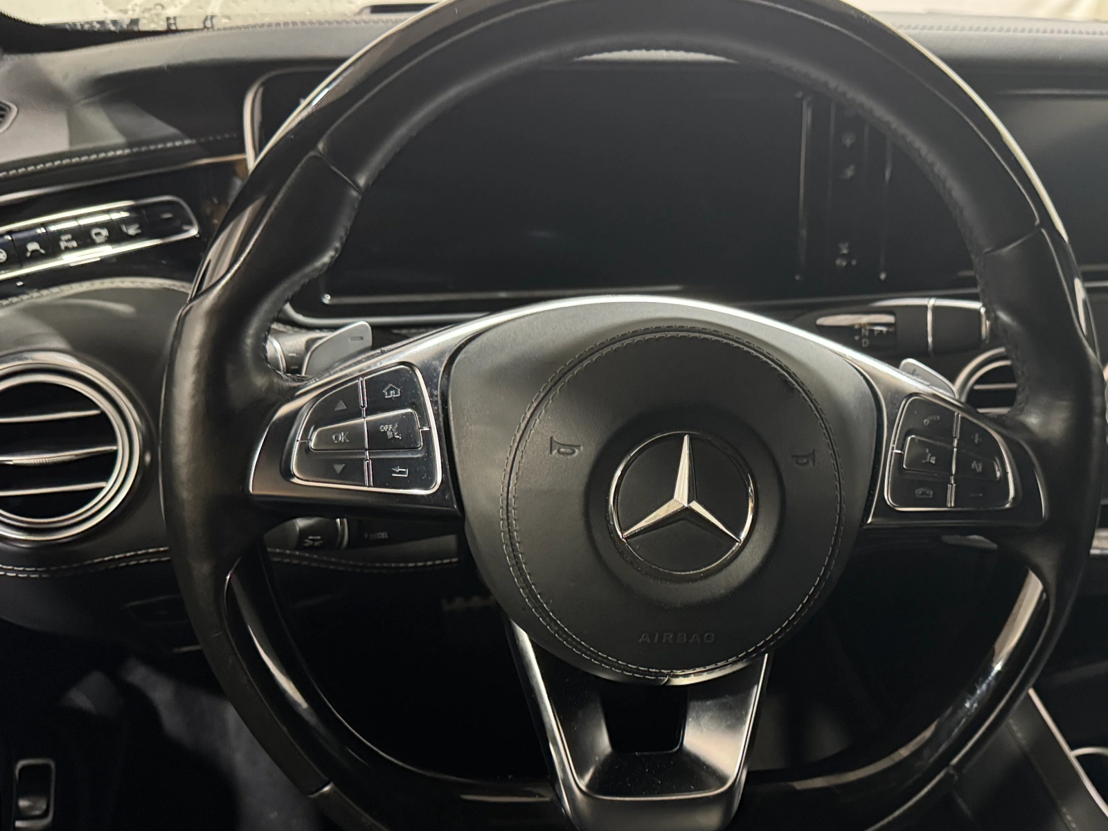 Thumbnail: 2015 Mercedes-Benz S-Class - 3
