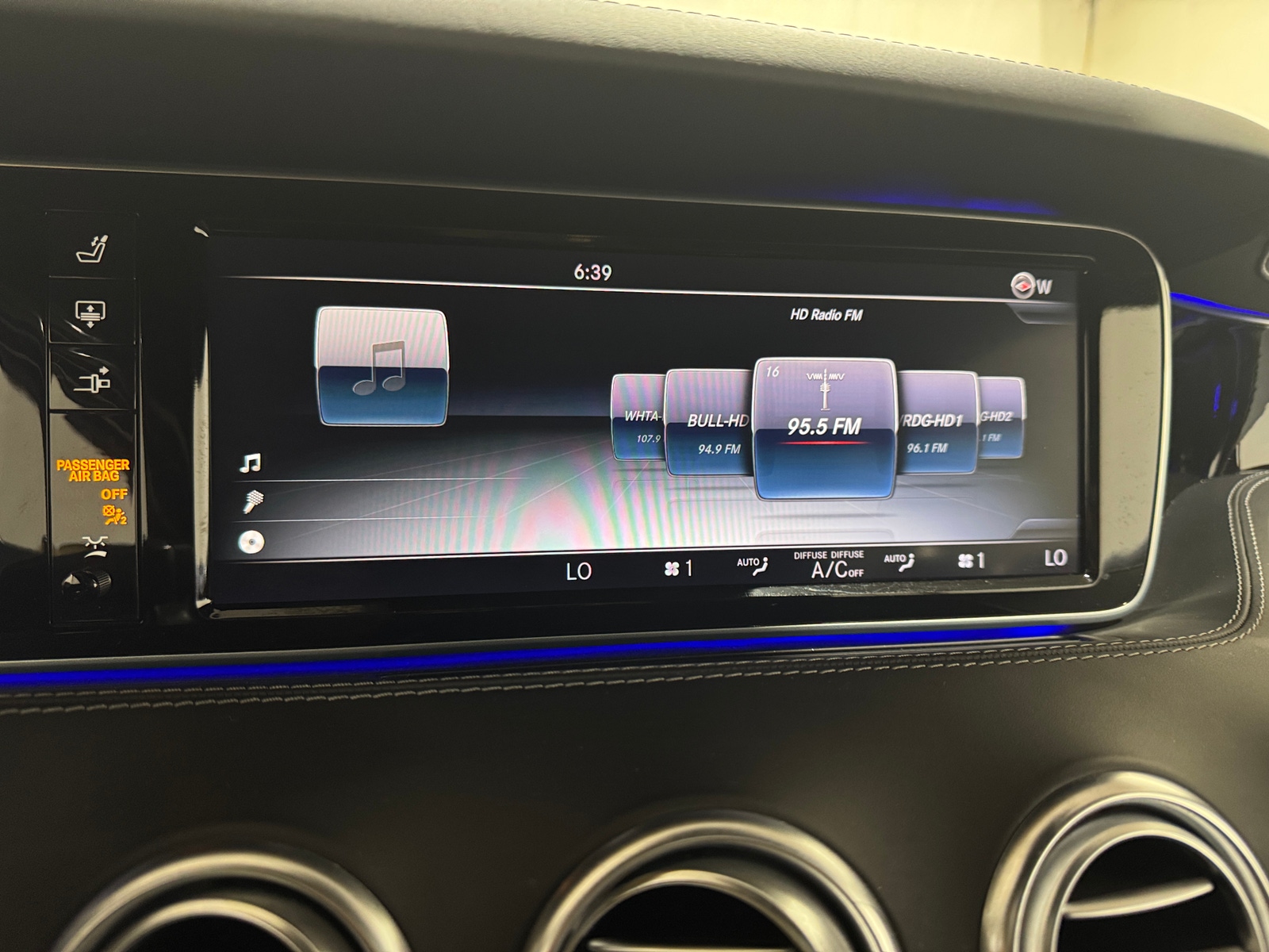 Thumbnail: 2015 Mercedes-Benz S-Class - 2