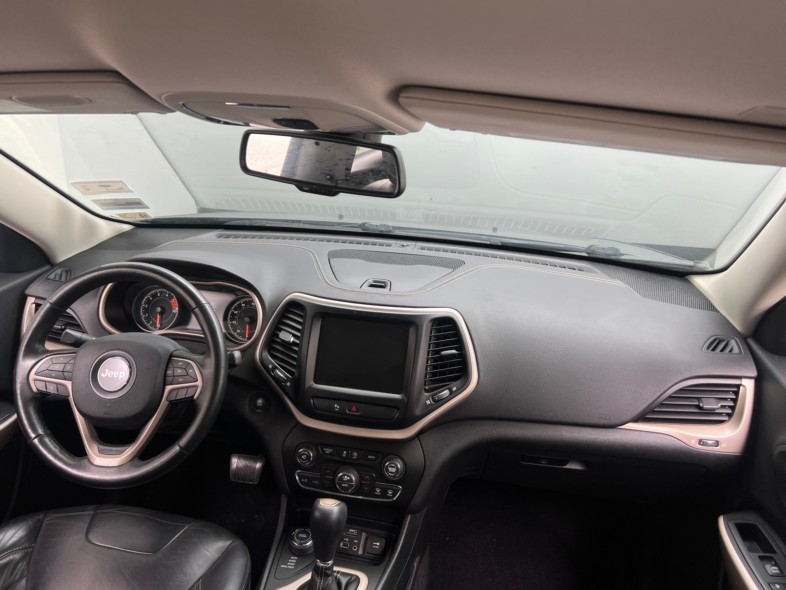Thumbnail: 2018 Jeep Cherokee - 2