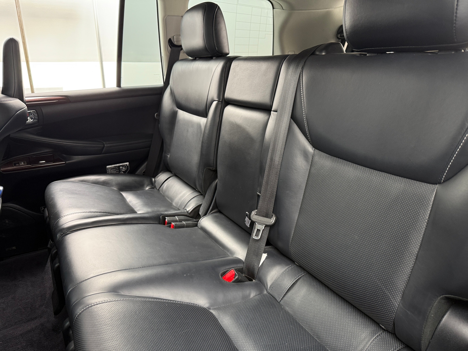 Thumbnail: 2014 Lexus LX - 5