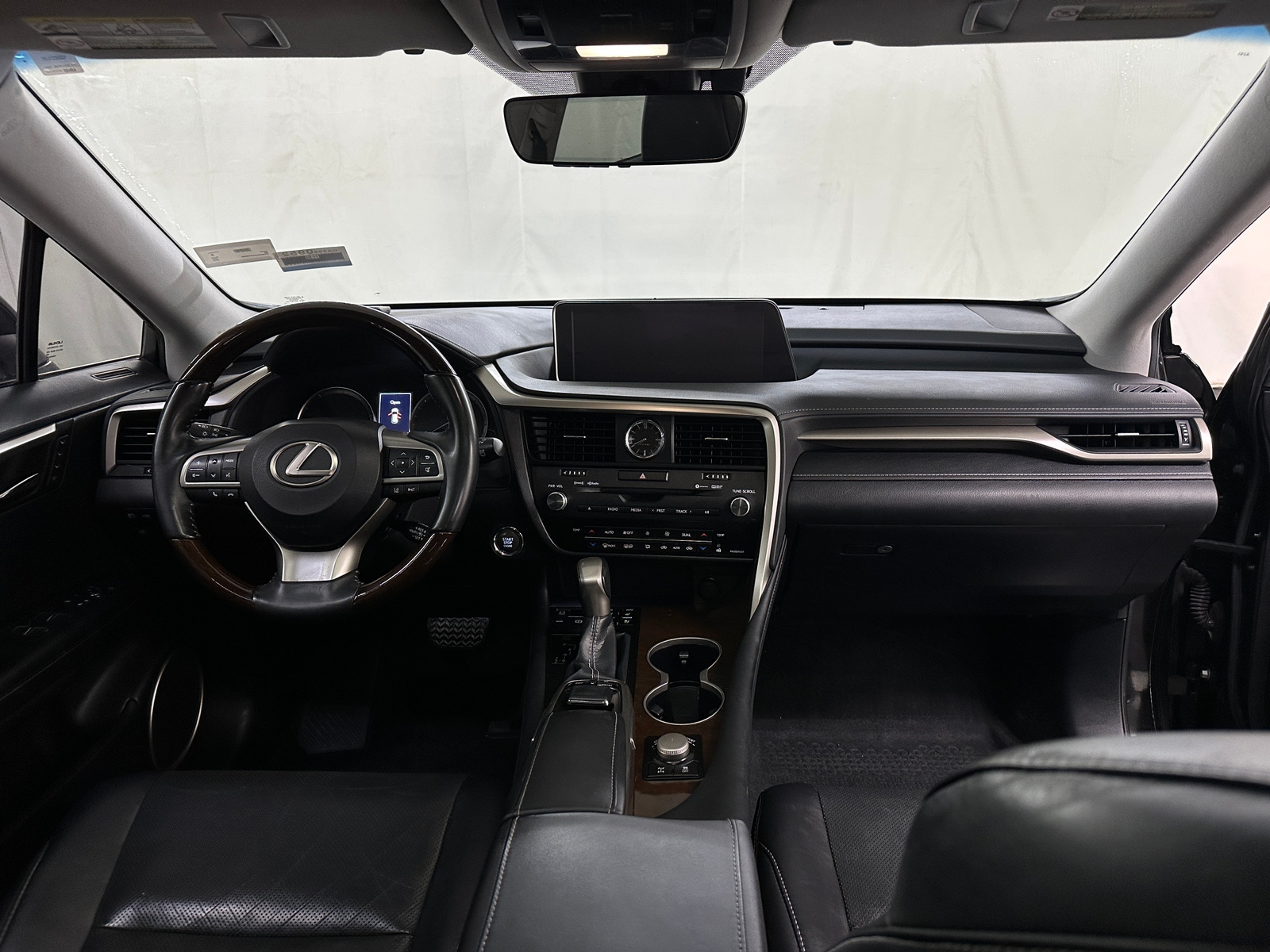 Thumbnail: 2018 Lexus RX - 3