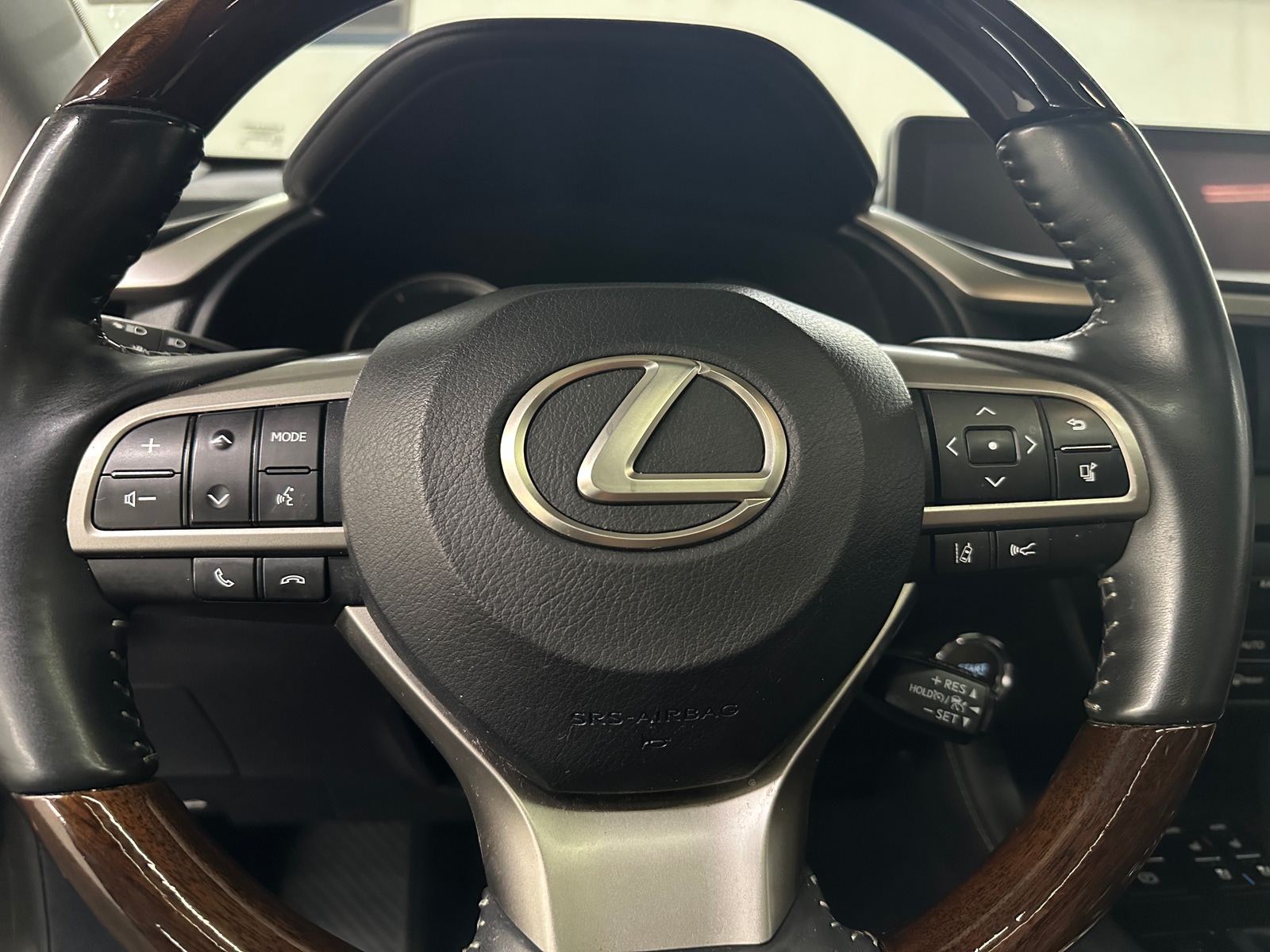 Thumbnail: 2018 Lexus RX - 5