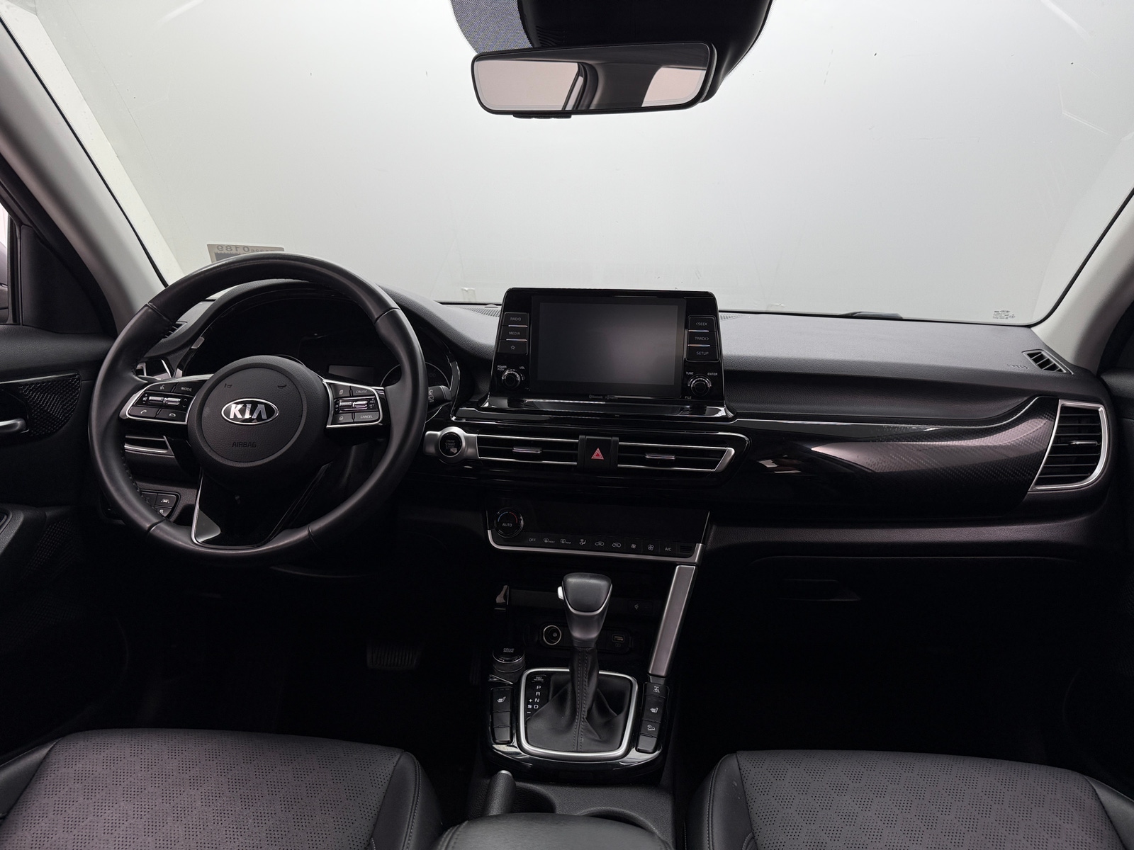 Thumbnail: 2021 Kia Seltos - 2