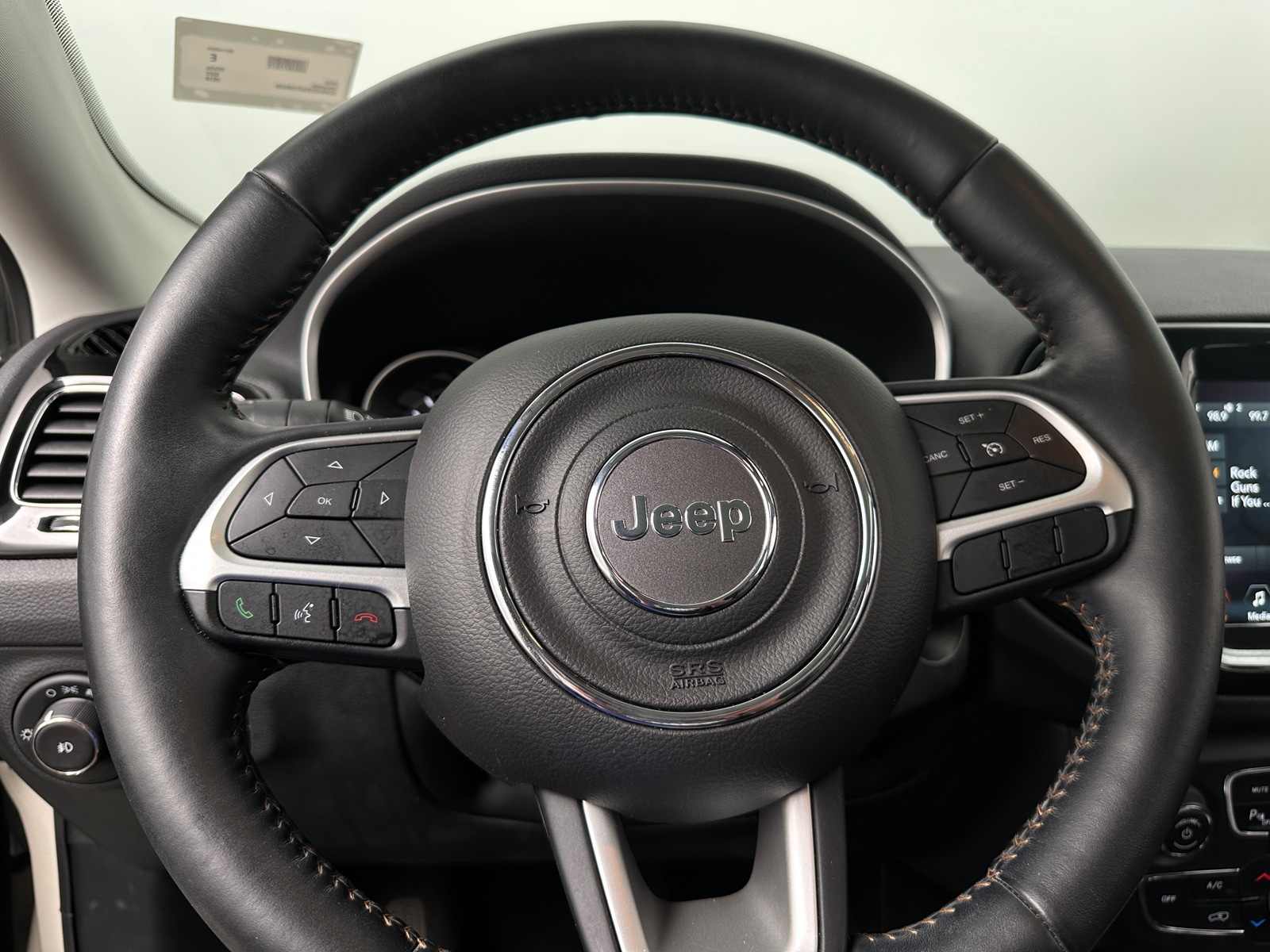 Thumbnail: 2018 Jeep Compass - 4