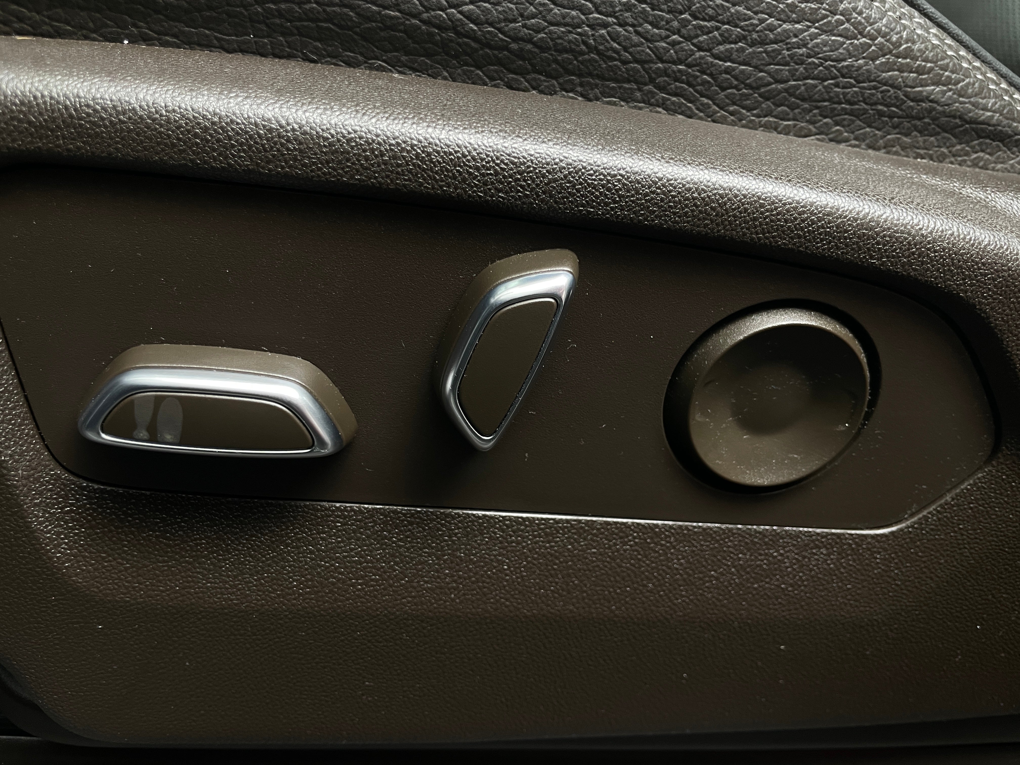 Image of 2023 GMC Yukon Denali