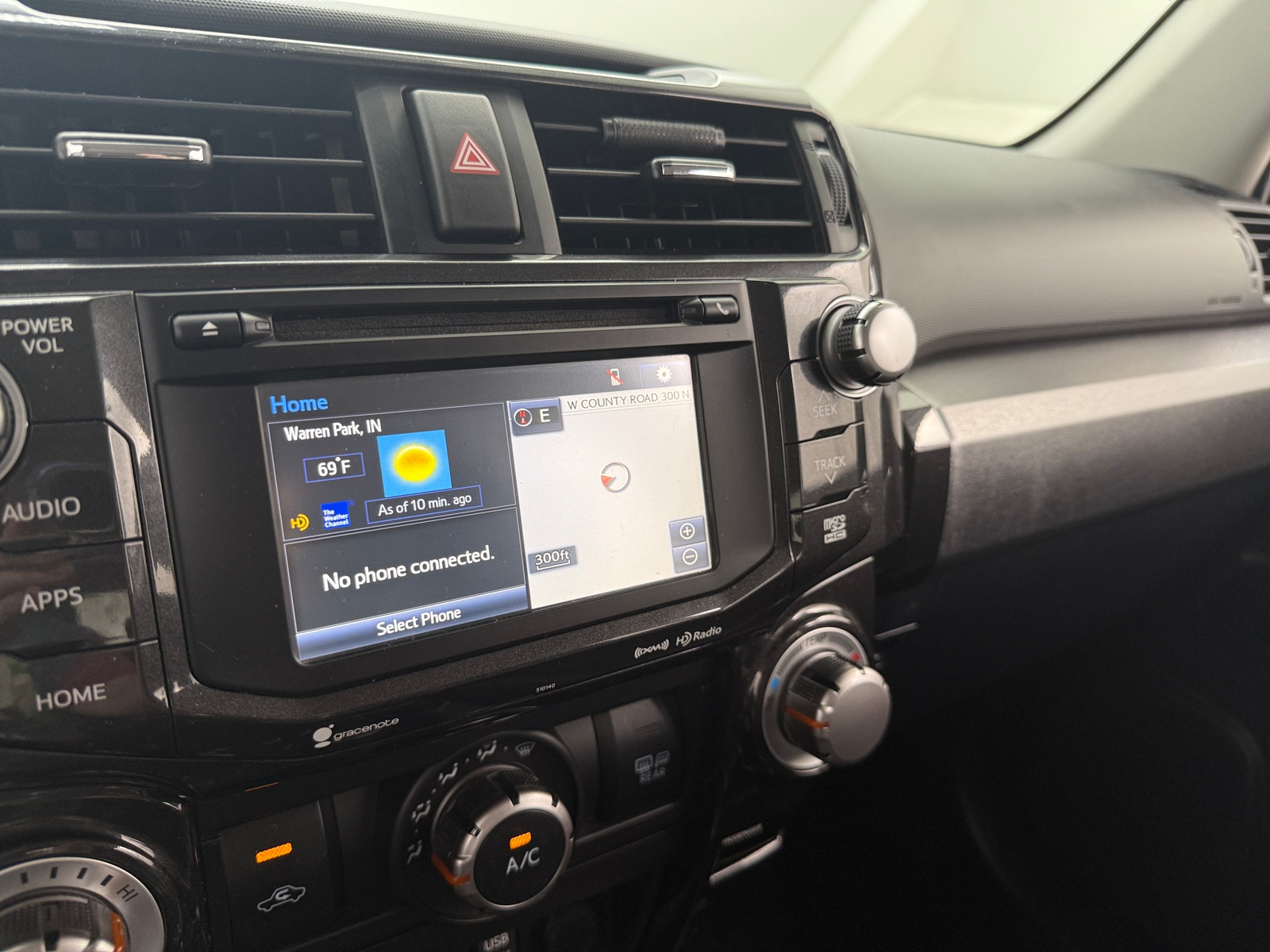 Thumbnail: 2016 Toyota 4Runner - 4