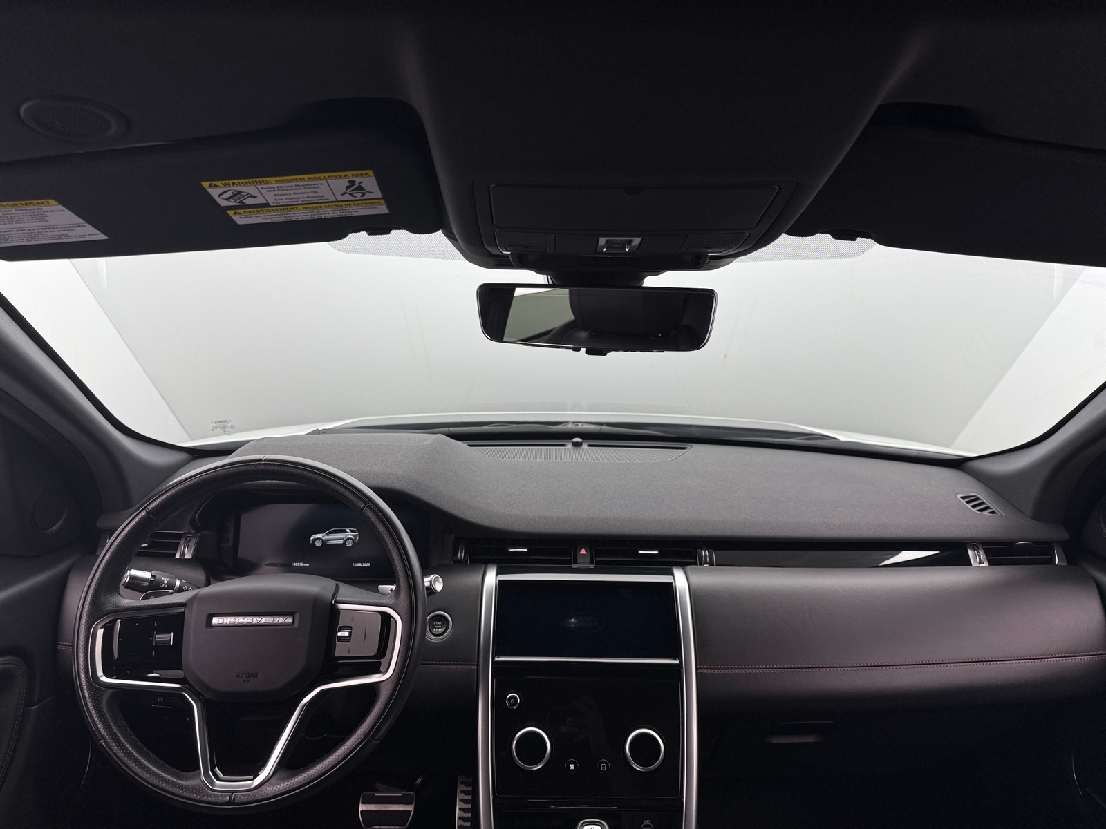 Thumbnail: 2022 Land Rover Discovery Sport - 2