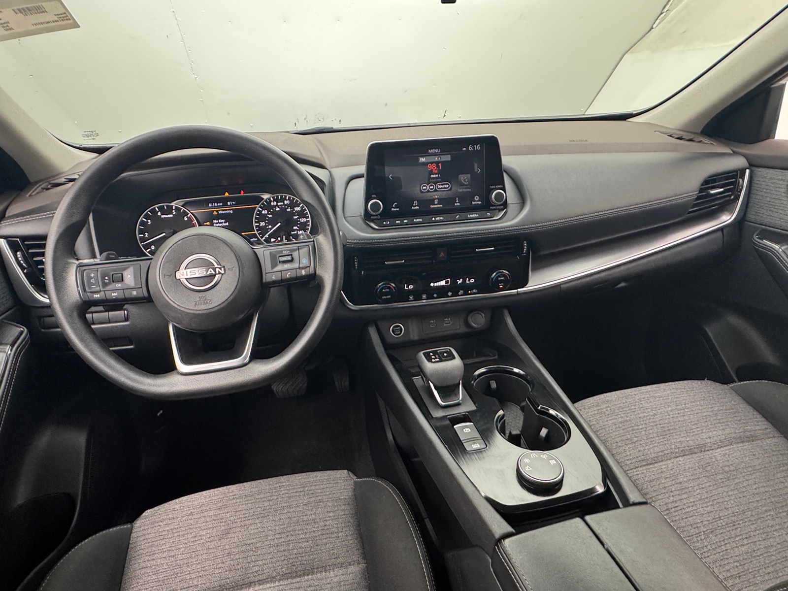 Thumbnail: 2022 Nissan Rogue - 3