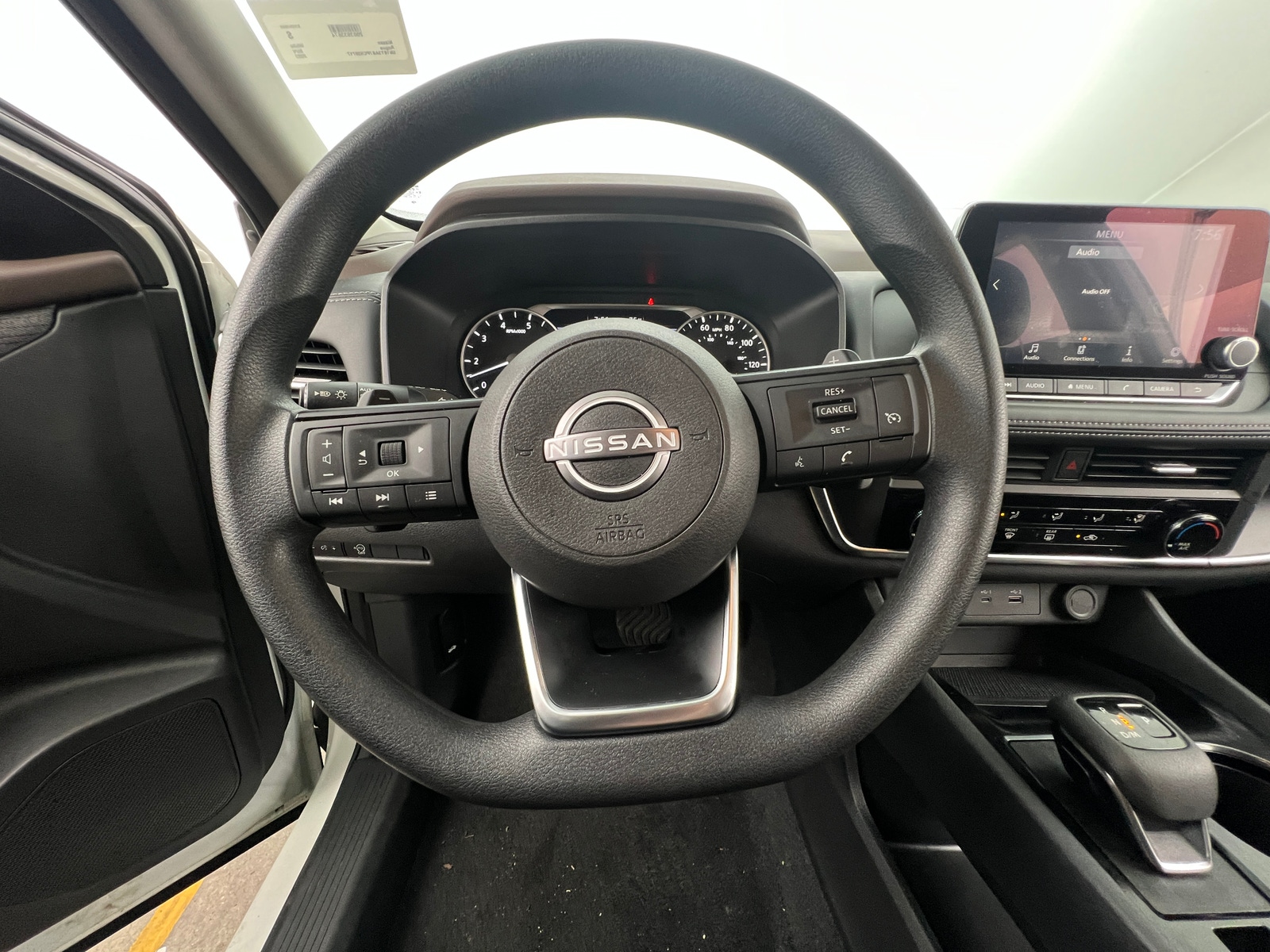 Thumbnail: 2023 Nissan Rogue - 5