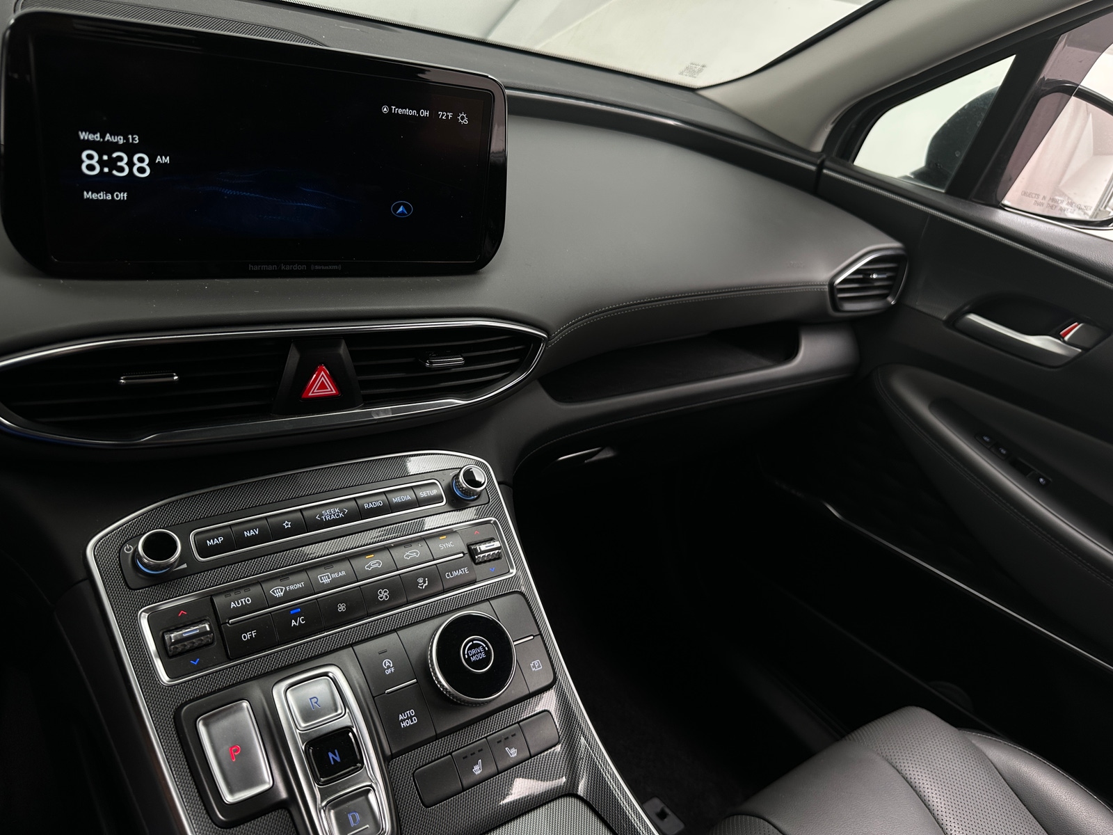 Thumbnail: 2023 Hyundai Santa Fe - 4