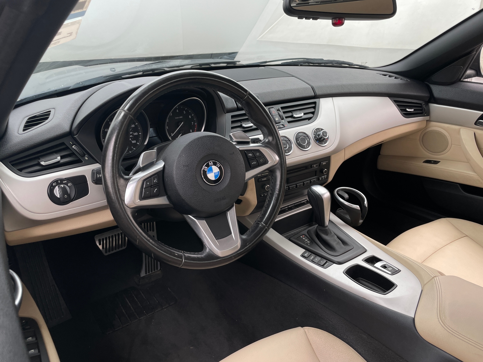 Thumbnail: 2011 BMW Z4 - 2