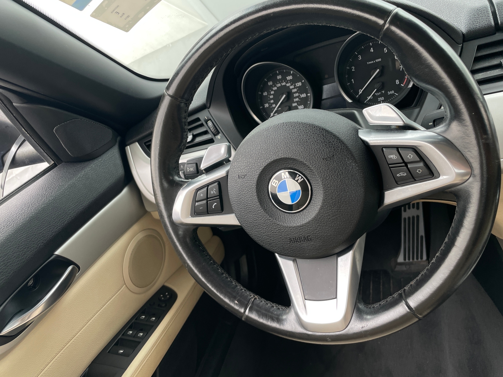 Thumbnail: 2011 BMW Z4 - 4