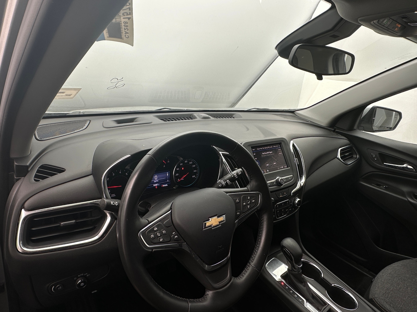 Thumbnail: 2022 Chevrolet Equinox - 3