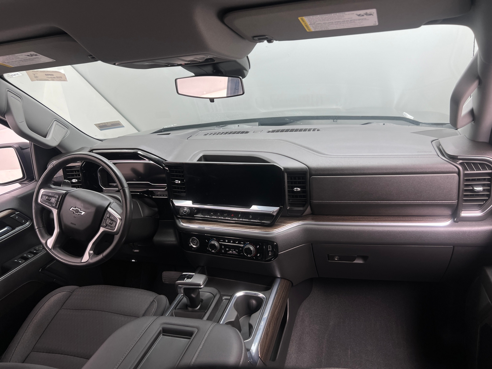 Thumbnail: 2022 Chevrolet Silverado 1500 - 3