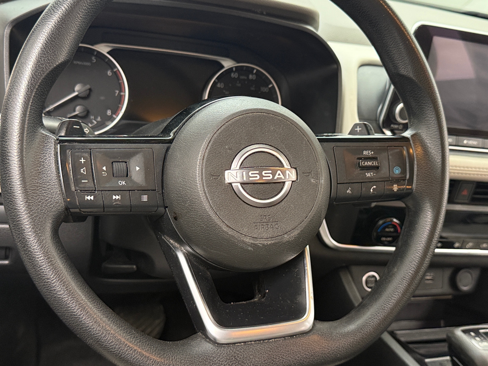 Thumbnail: 2023 Nissan Rogue - 5