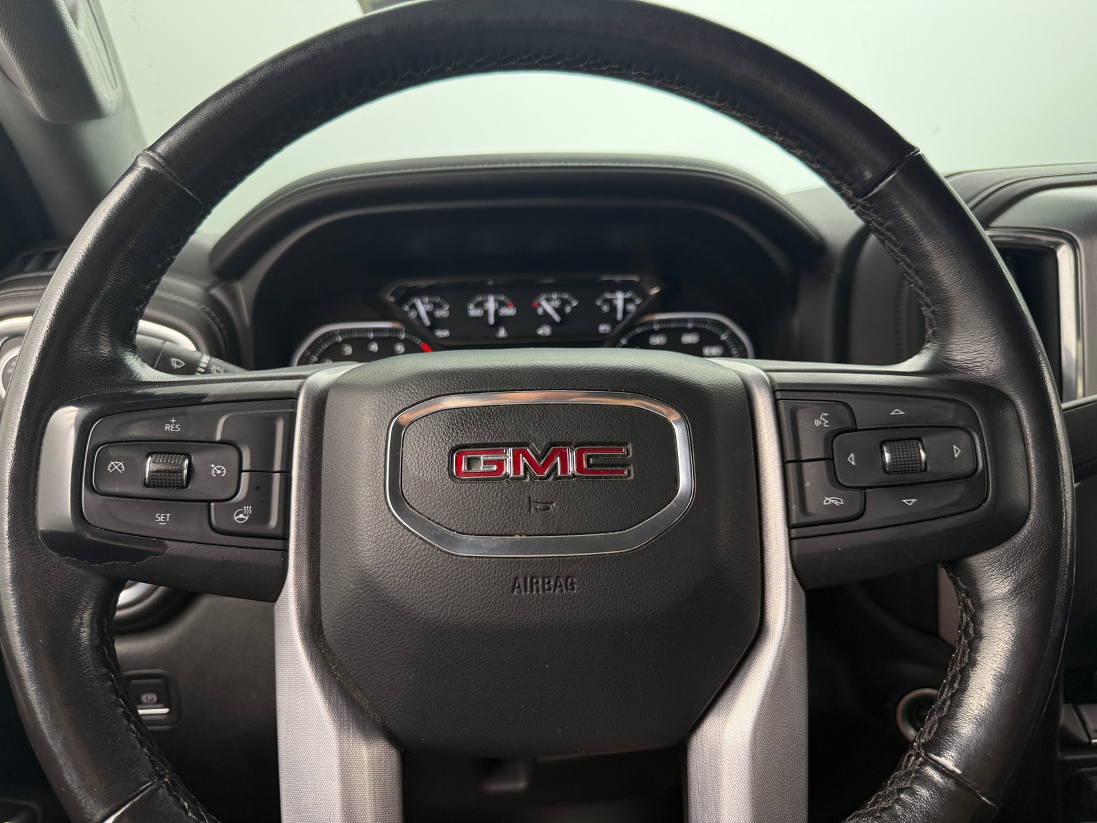 Thumbnail: 2021 GMC Sierra 2500 - 4