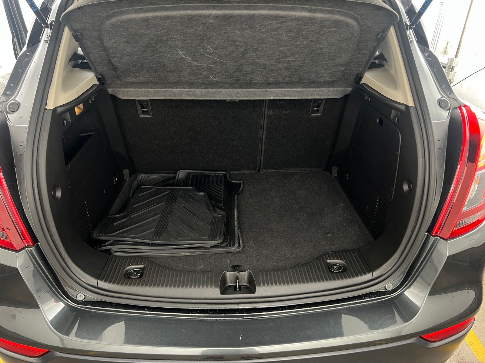Thumbnail: 2017 Buick Encore - 7
