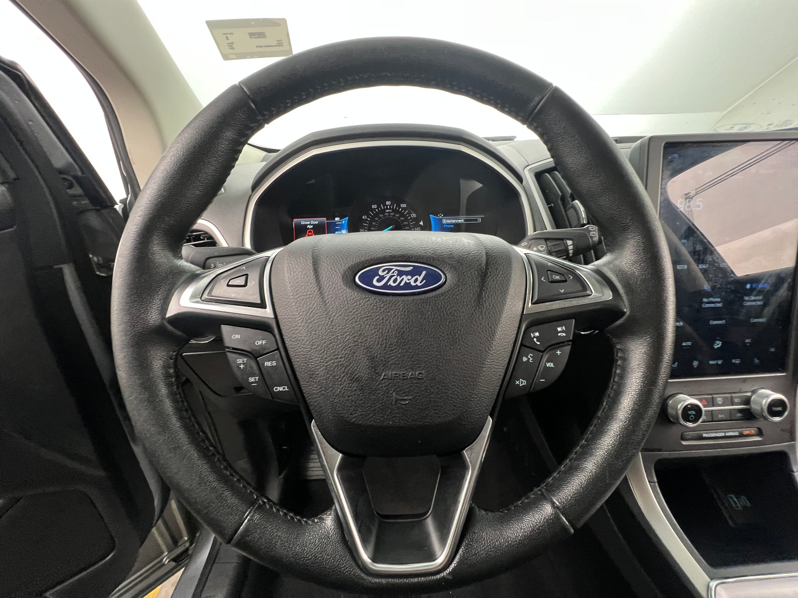 Thumbnail: 2021 Ford Edge - 4