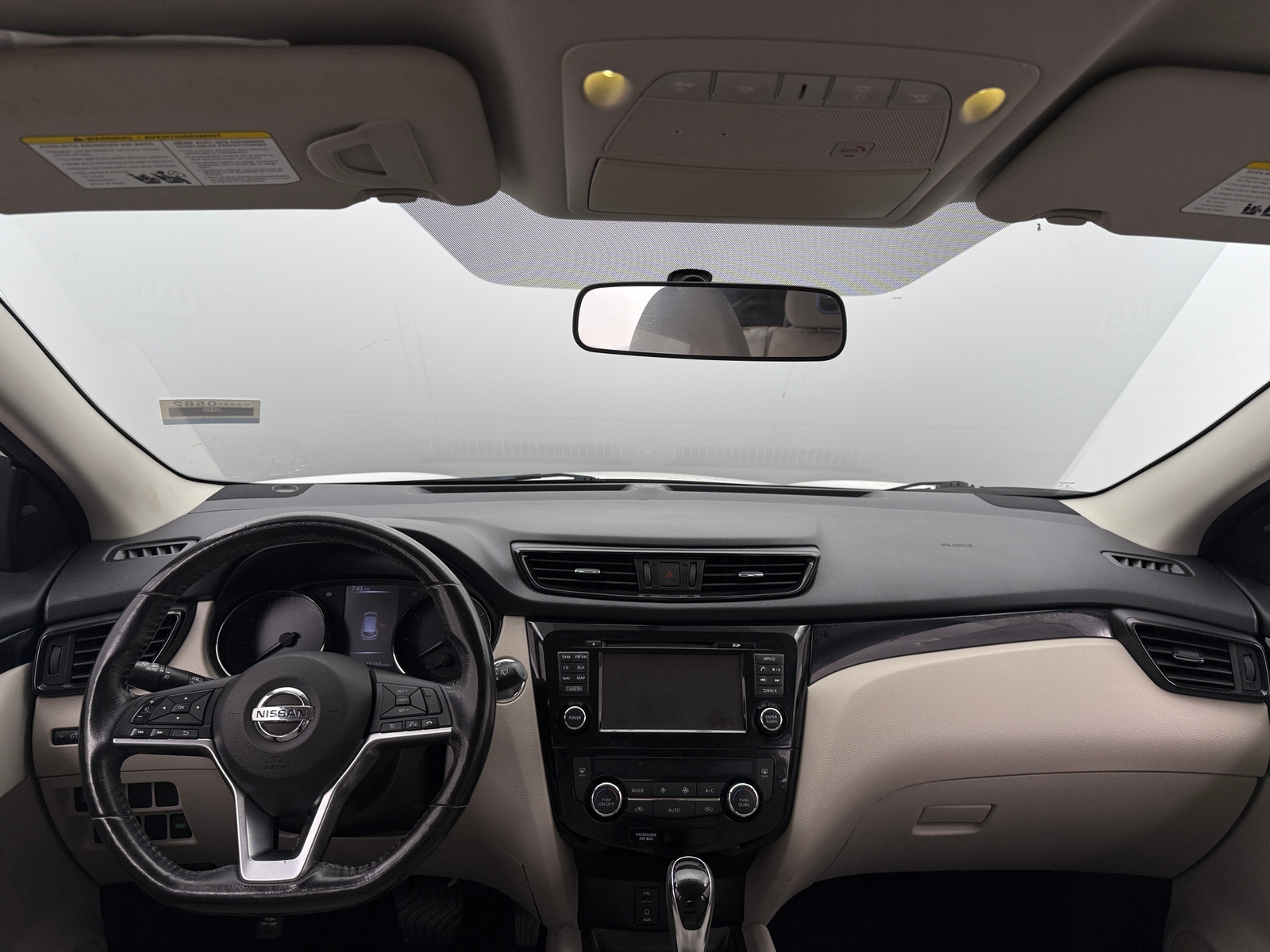 Thumbnail: 2017 Nissan Rogue Sport - 3