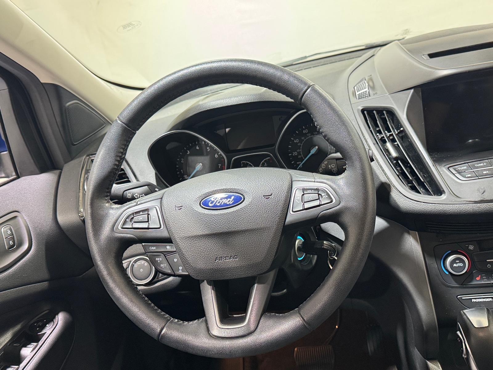 Thumbnail: 2018 Ford Escape - 4