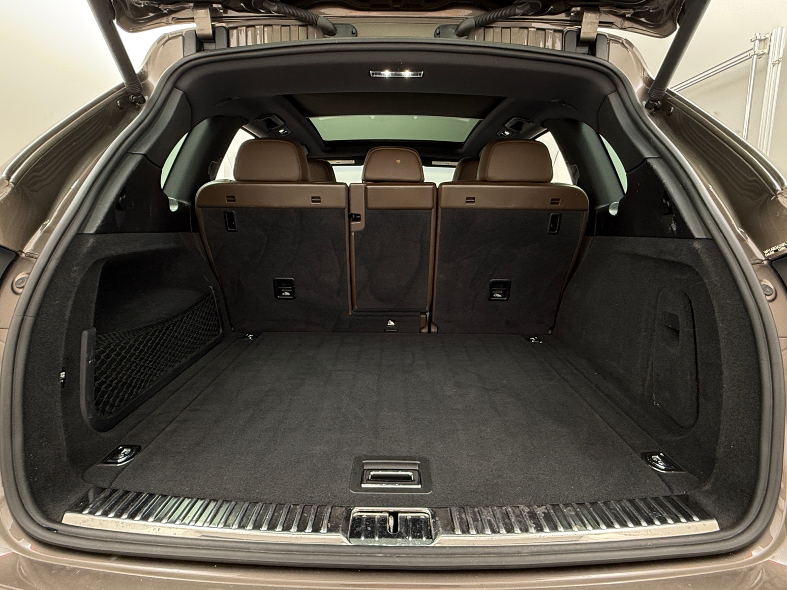 Thumbnail: 2015 Porsche Cayenne - 6