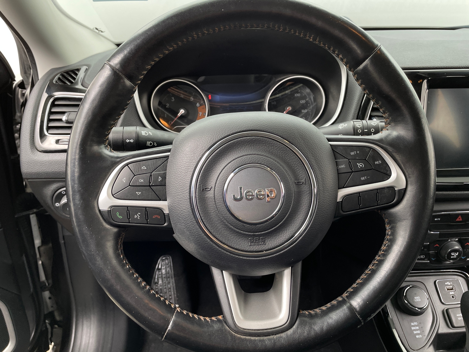 Thumbnail: 2020 Jeep Compass - 4