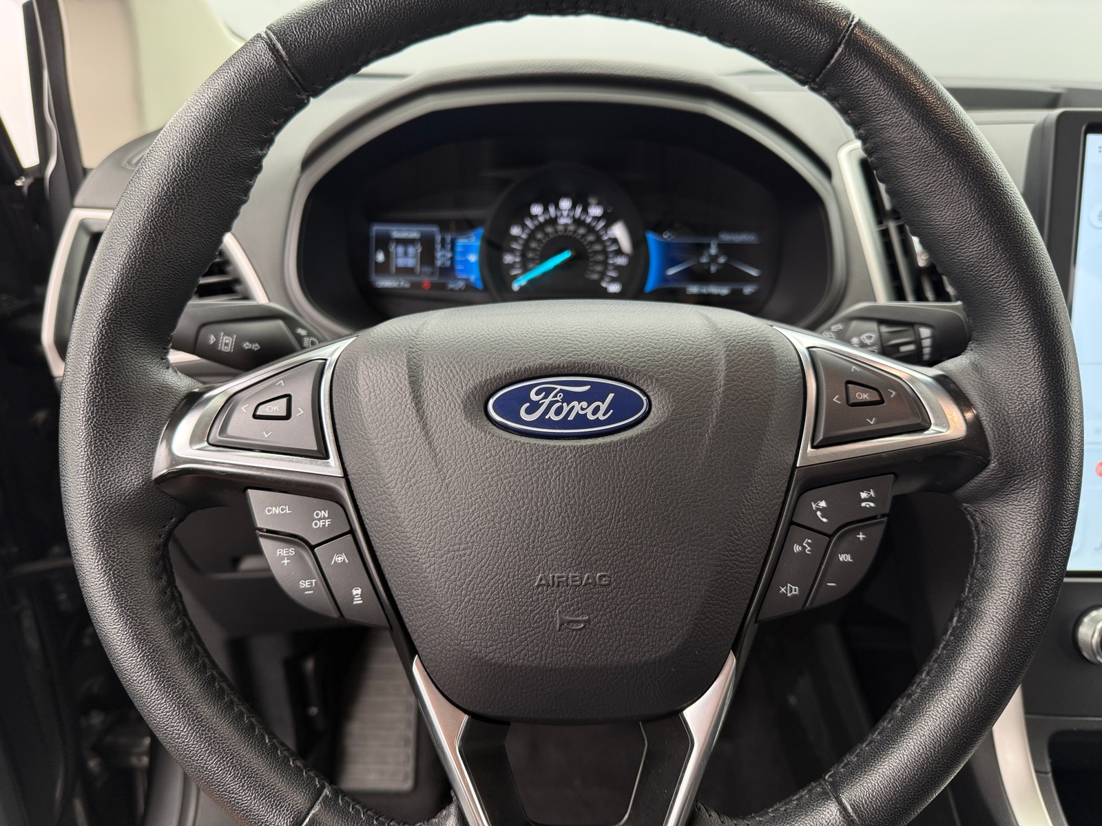 Thumbnail: 2024 Ford Edge - 4