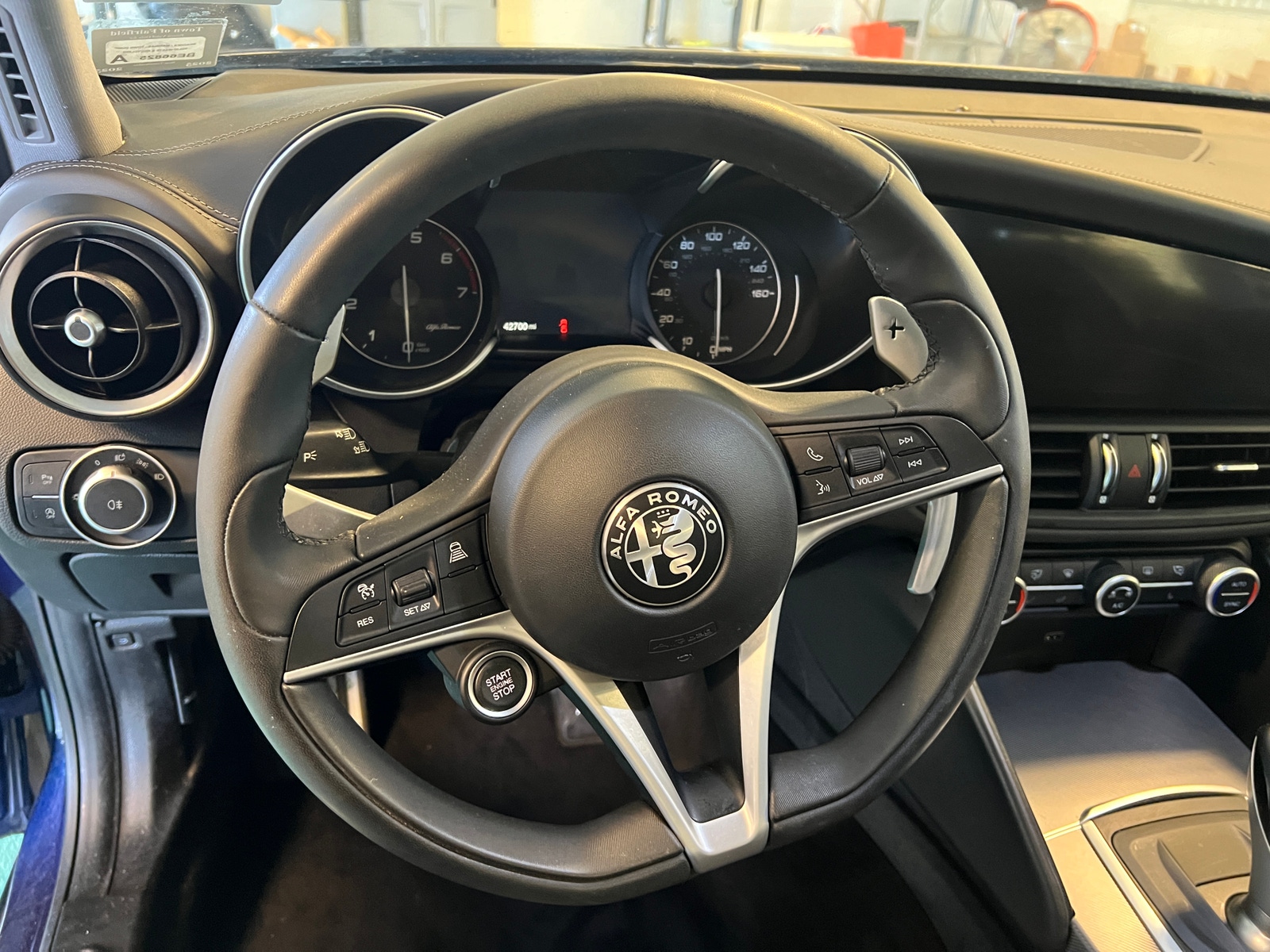 Thumbnail: 2018 Alfa Romeo Giulia - 4