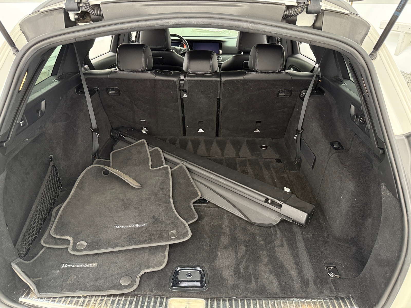 Thumbnail: 2018 Mercedes-Benz E-Class - 6