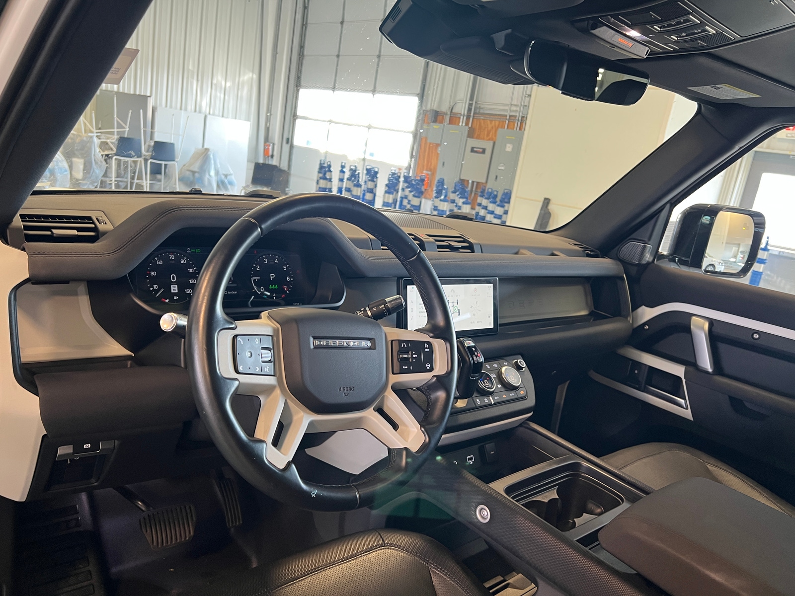 Thumbnail: 2021 Land Rover Defender - 2