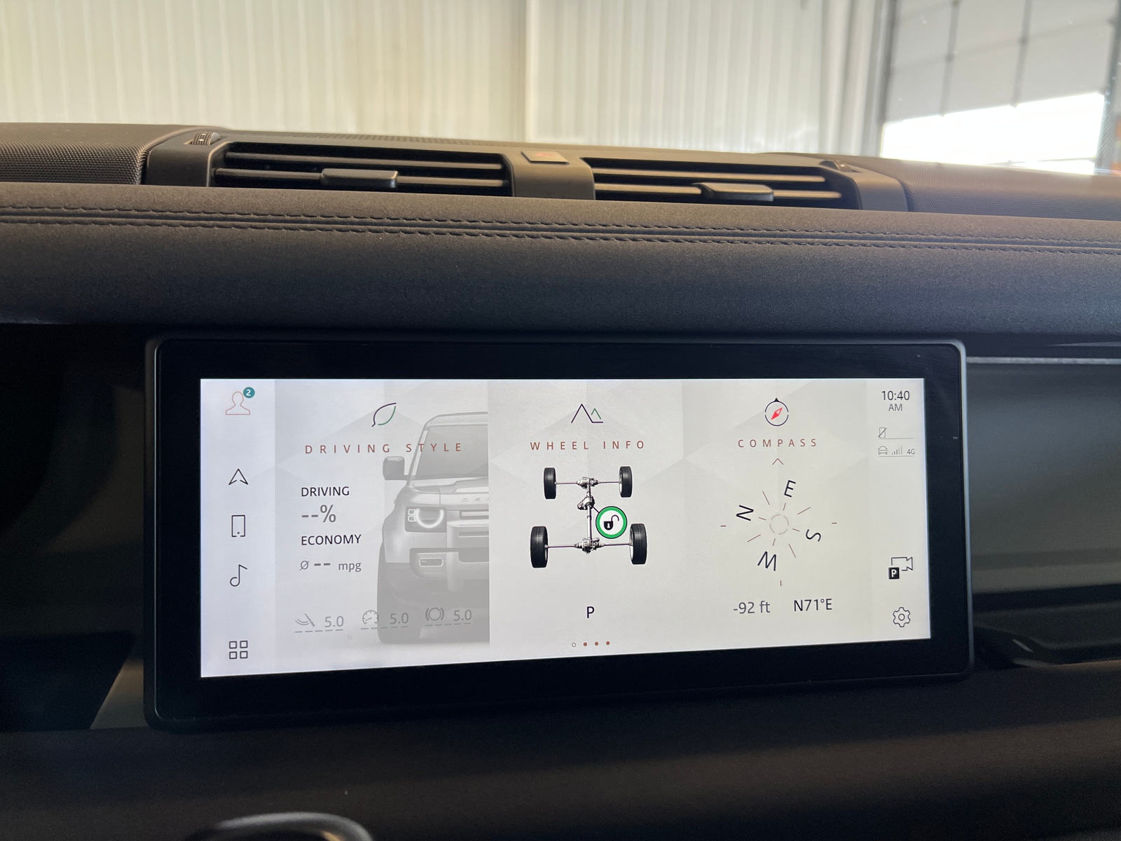 Thumbnail: 2021 Land Rover Defender - 3