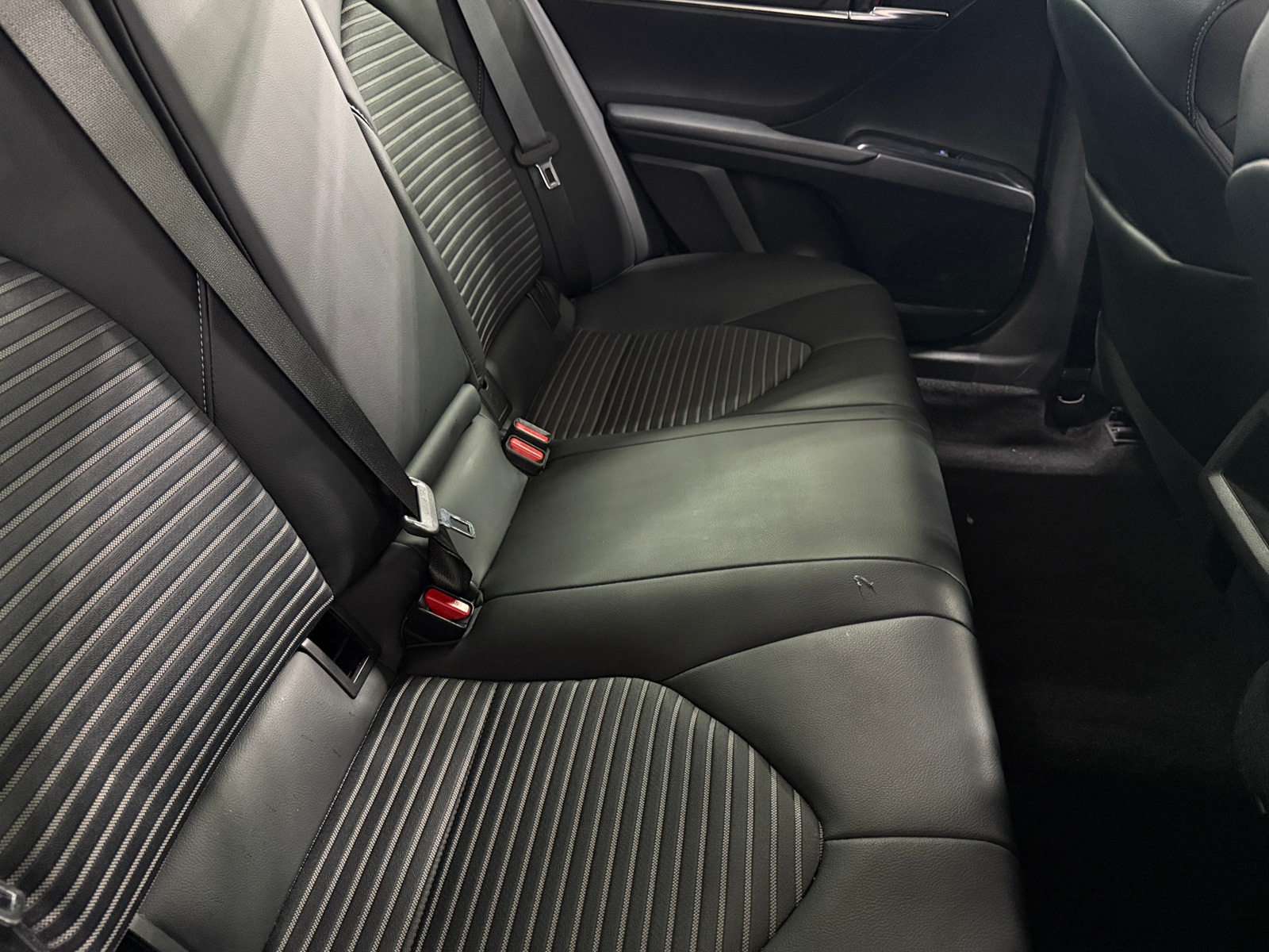 Thumbnail: 2020 Toyota Camry - 6