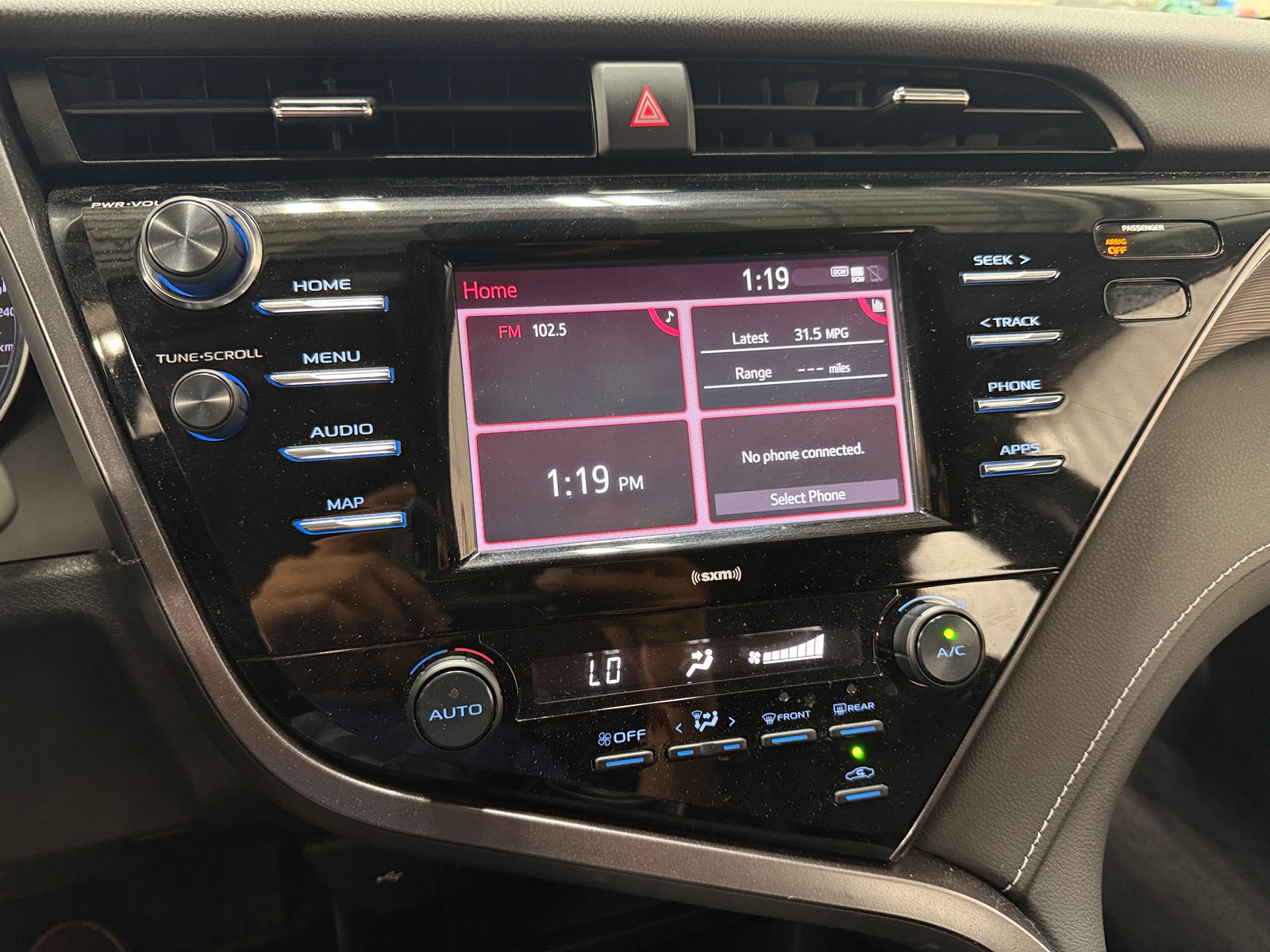 Thumbnail: 2020 Toyota Camry - 4