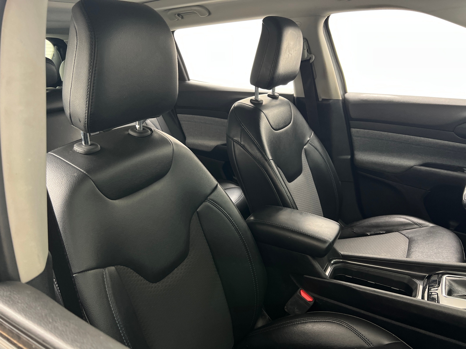 Thumbnail: 2022 Jeep Compass - 2