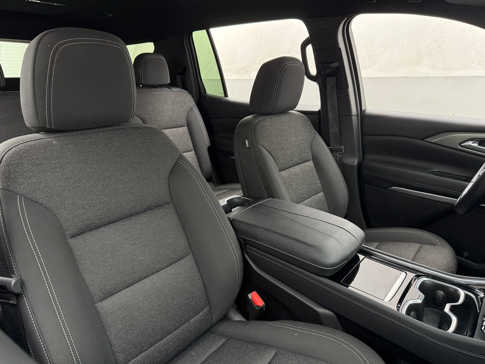 Thumbnail: 2024 Chevrolet Traverse - 2
