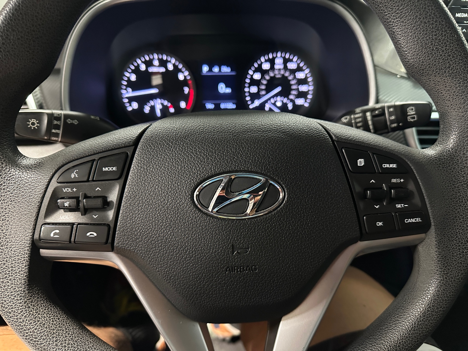 Thumbnail: 2019 Hyundai Tucson - 5